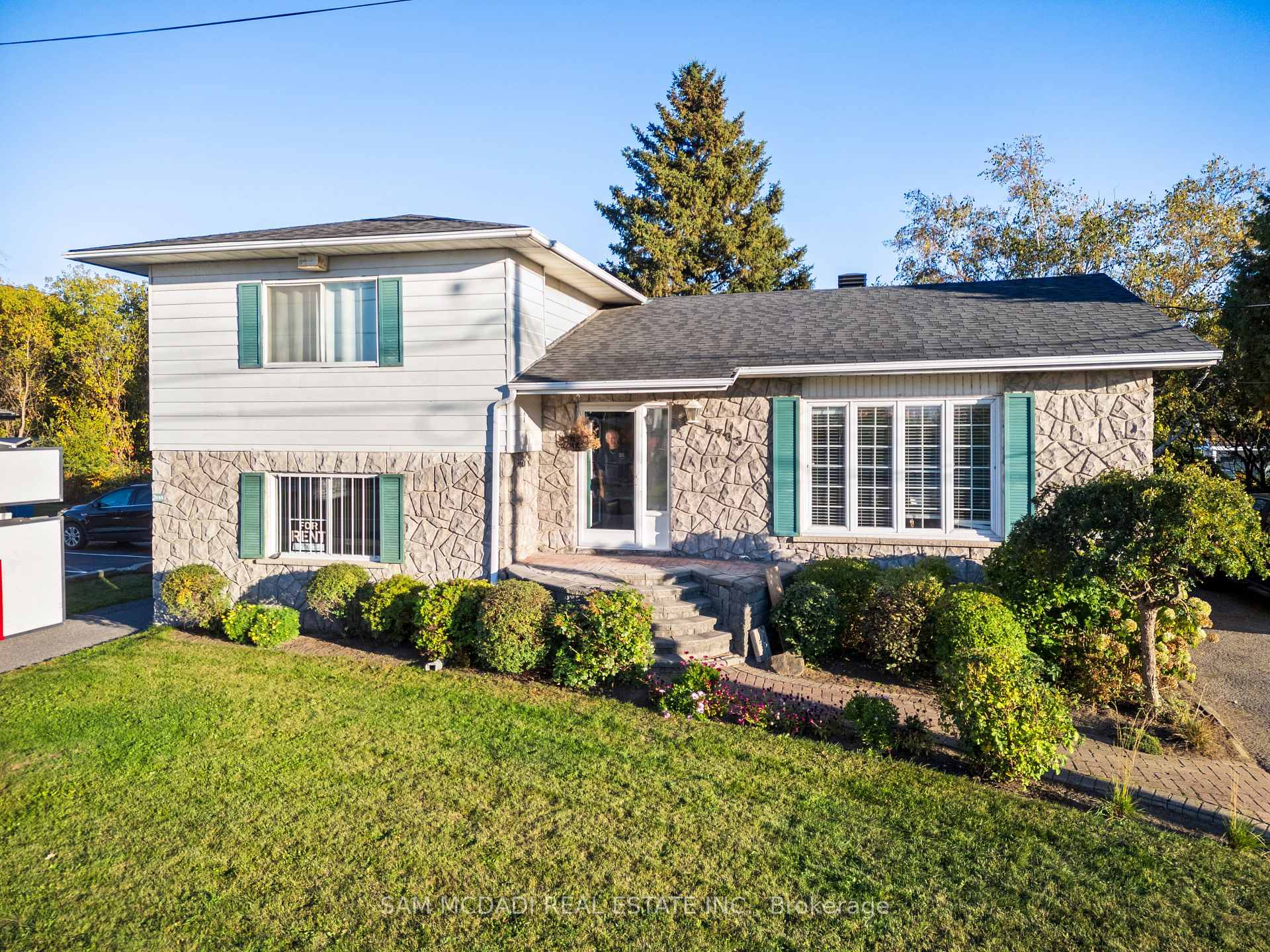 2705 Laurier Street, Clarence-Rockland, ON K4K 1A3