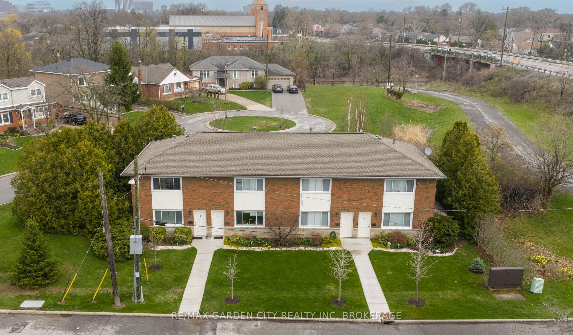 2-8 RIVERVIEW Boulevard, St. Catharines, ON L2T 3L4