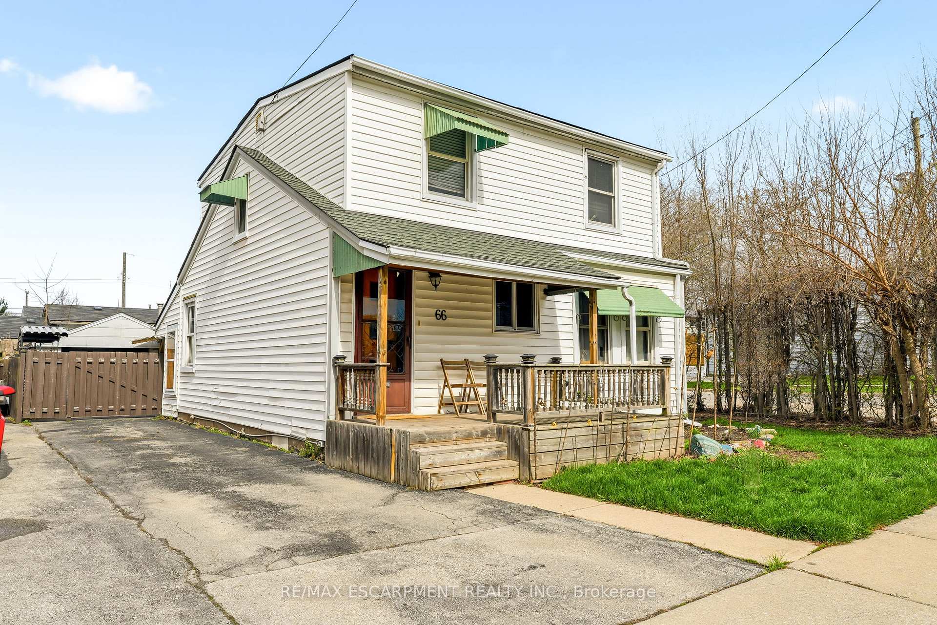 66 East 32nd Street, Hamilton, ON L8V 3R9