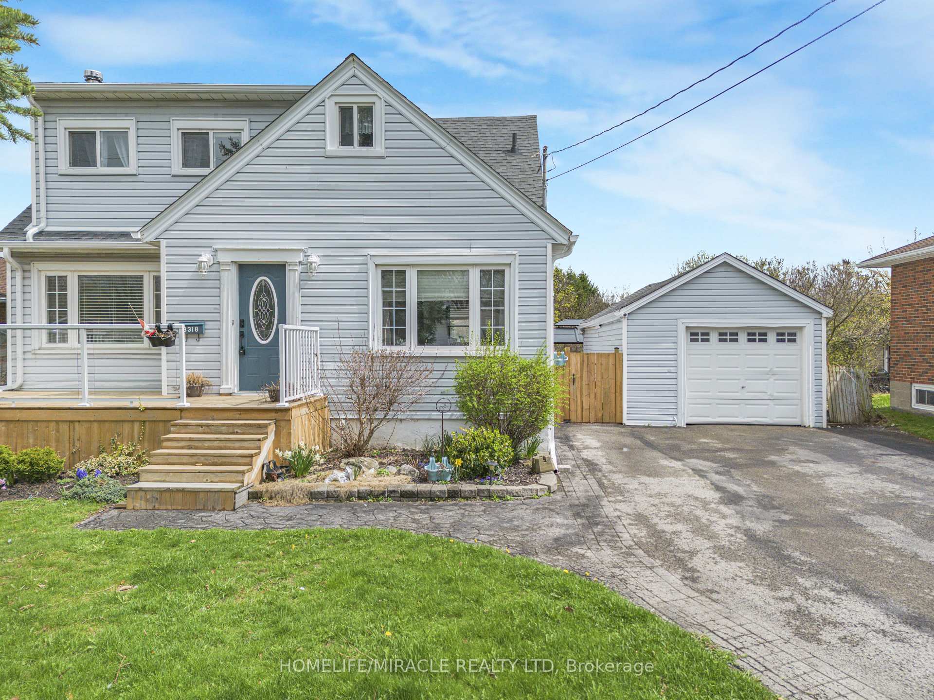 3318 Sinnicks Avenue, Niagara Falls, ON L2J 2G3