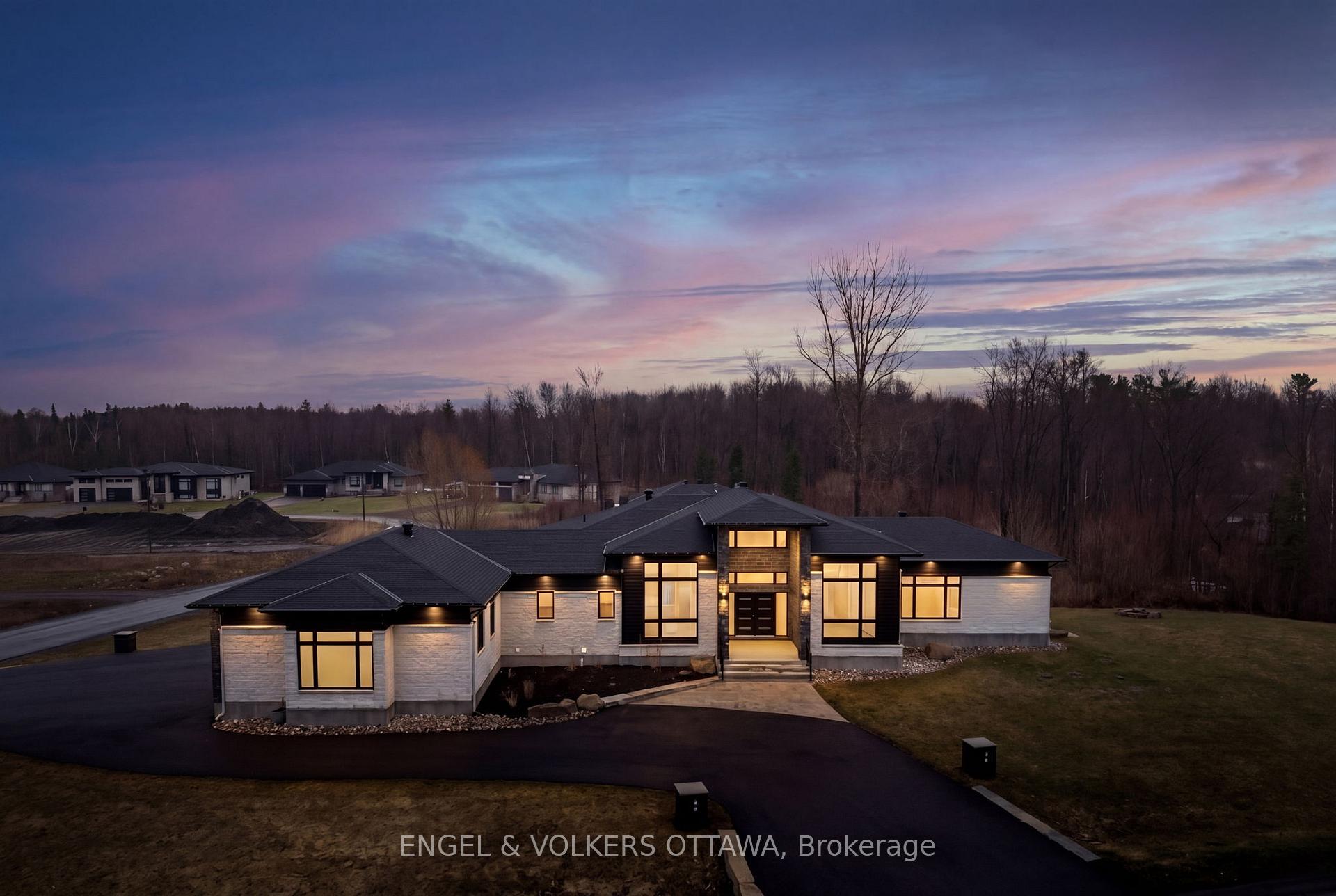1600 Nightshade Place, Greely - Metcalfe - Osgoode - Vernon and Area, ON K4P 0C7