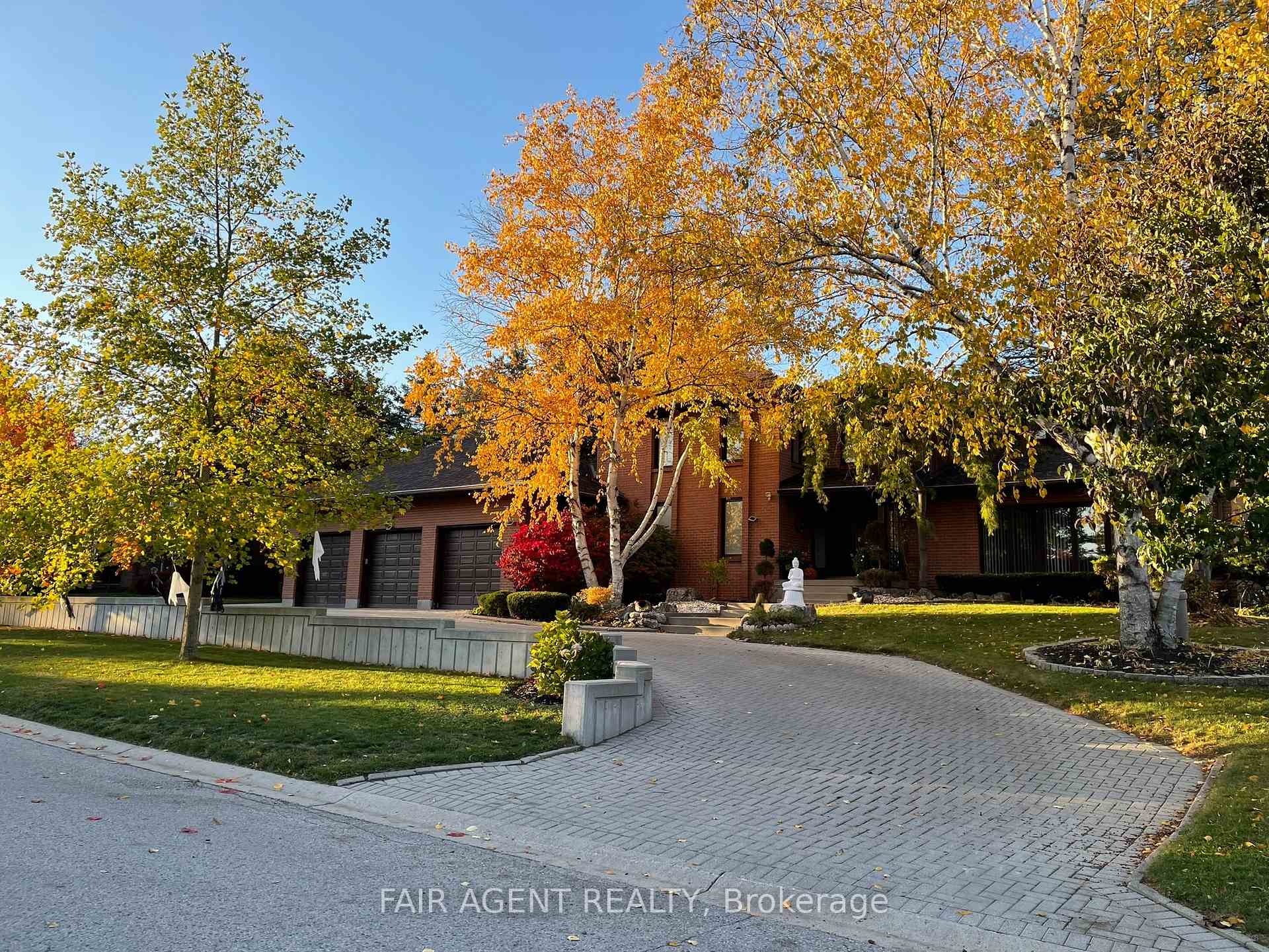 18 TOBIN Court, London South, ON N6K 3Y3