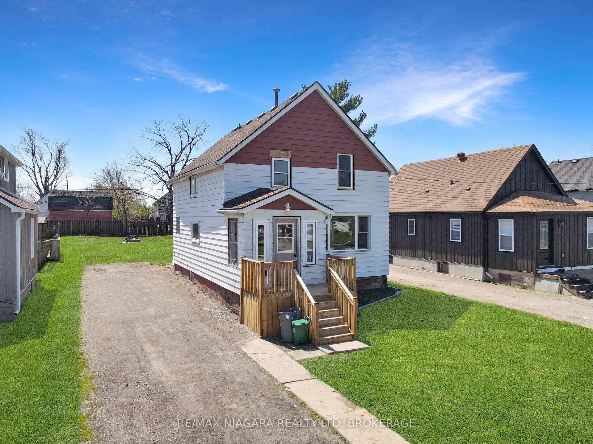 351 Brock Street, Fort Erie, ON L2A 2X4