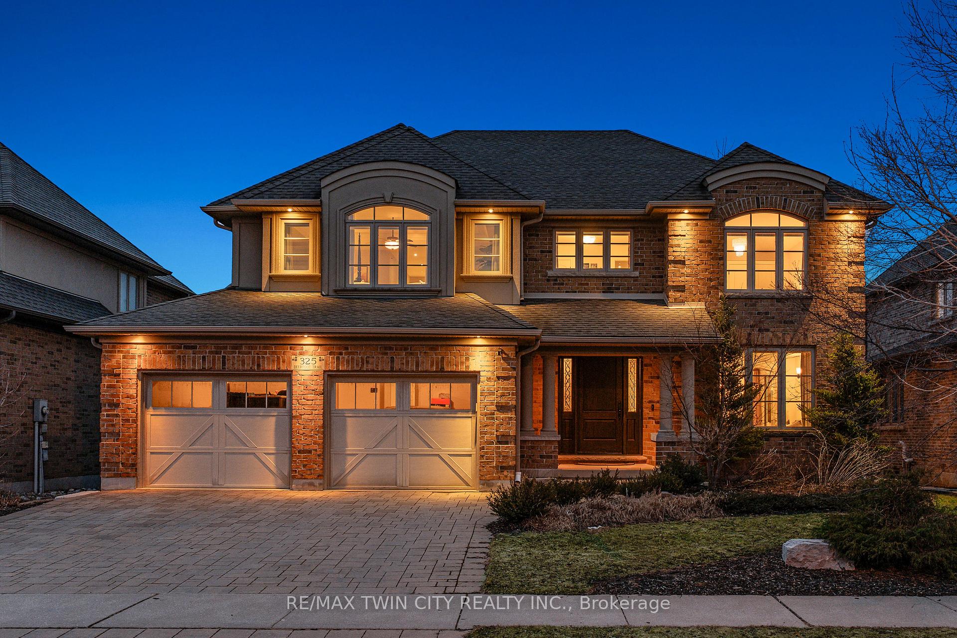 325 Deerfoot Trail, Waterloo, ON N2K 0B4