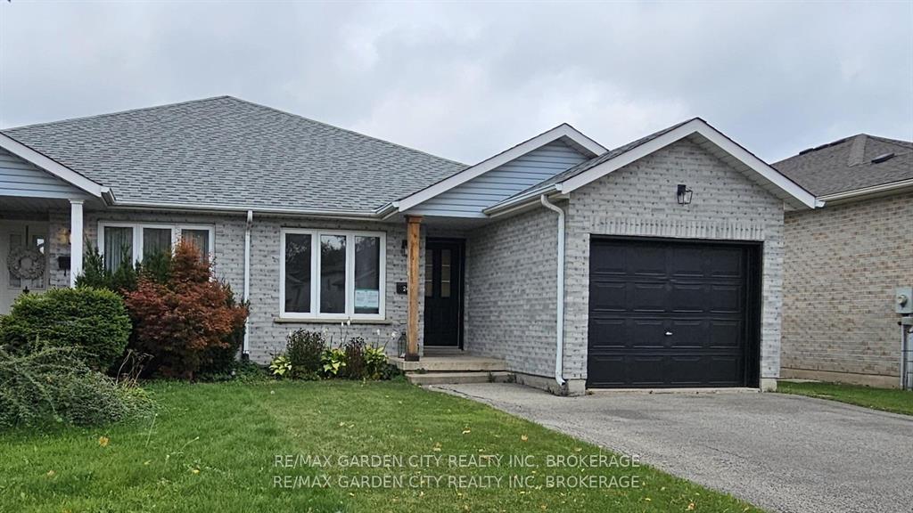 244 Autumn Crescent, Welland, ON L3C 7K2