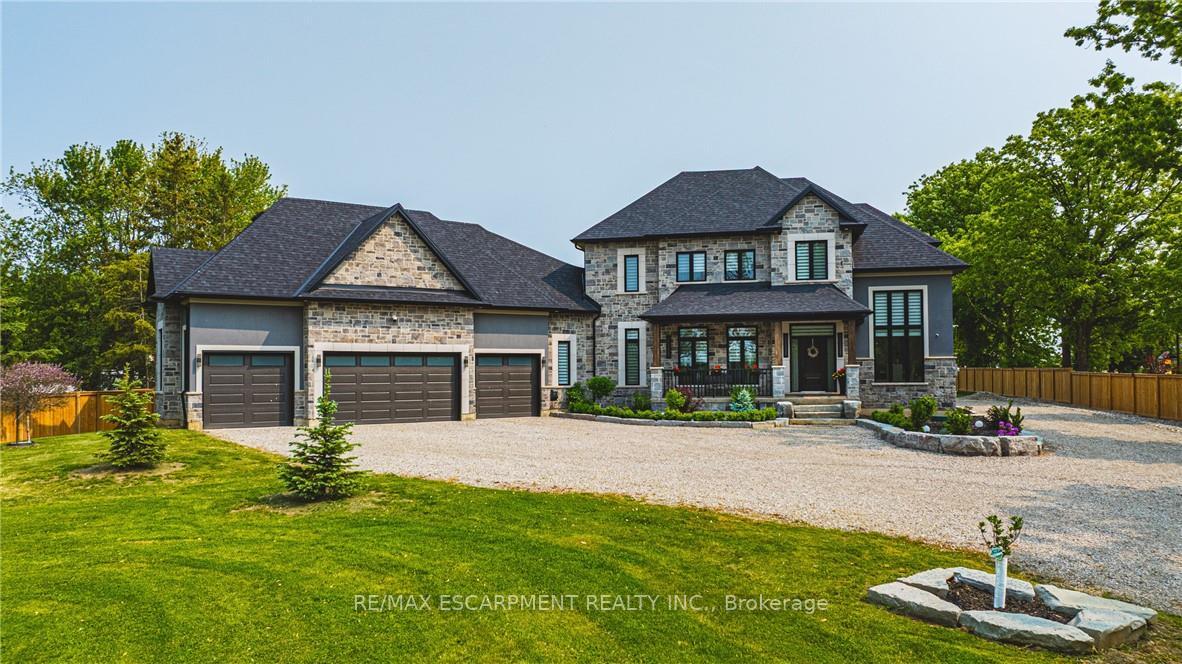8378 Chippewa Road E, Hamilton, ON L0R 1W0