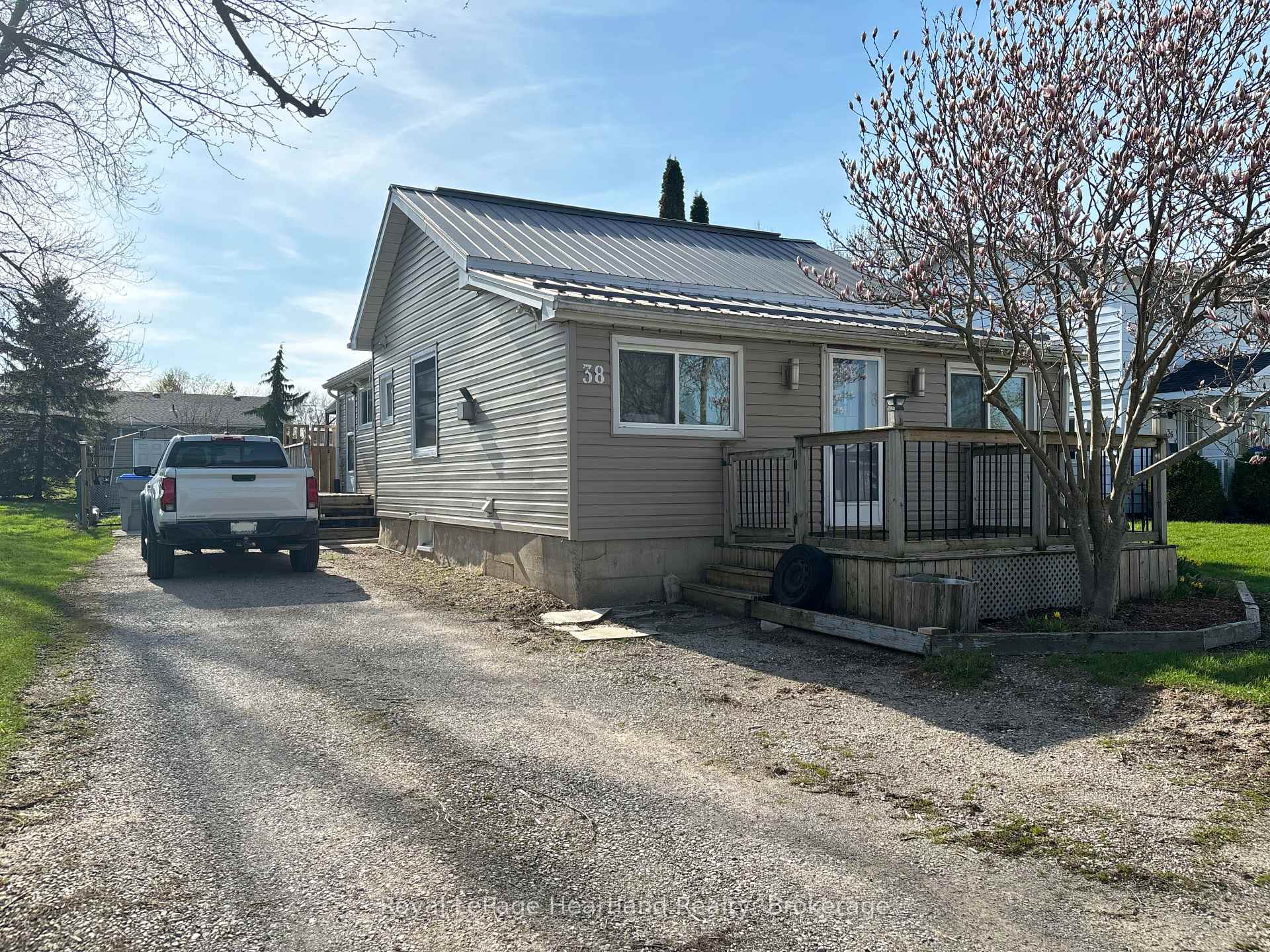 38 Goshen Street S, Bluewater, ON N0M 2T0