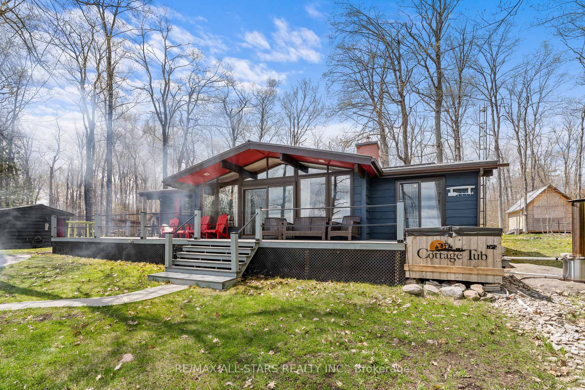 686 Grand Island, Kawartha Lakes, ON K0M 1N0