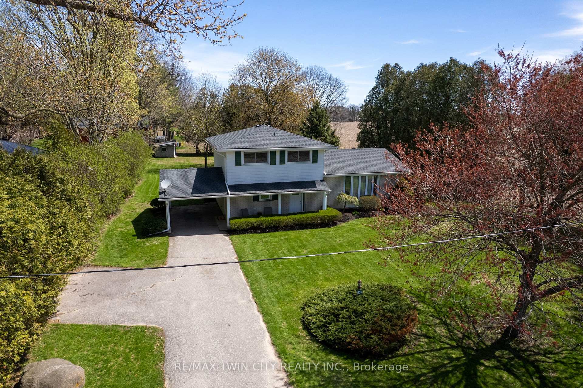 638 OAK PARK Road, Brant, ON N3T 5L8