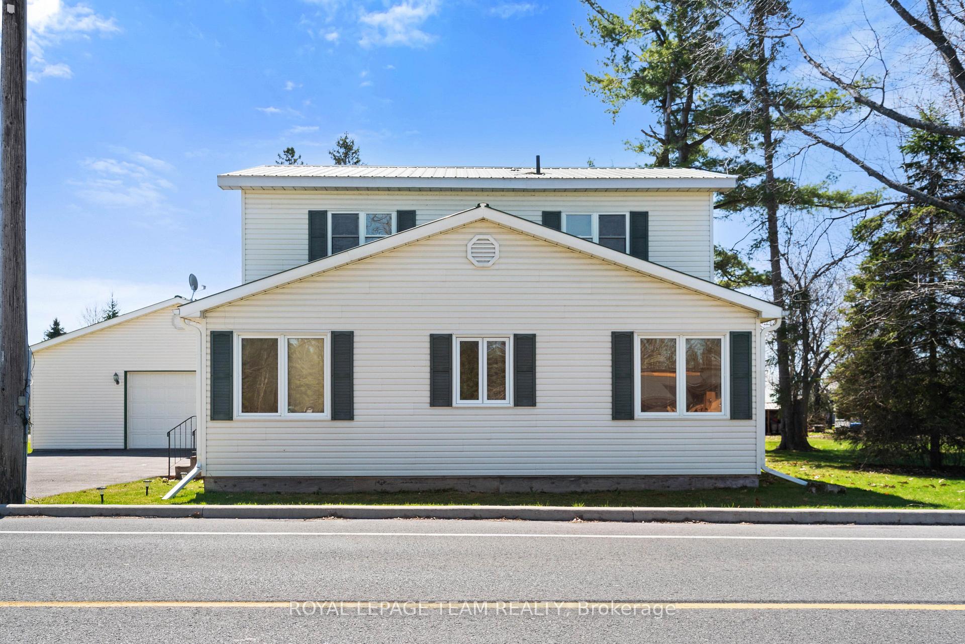 12106 Lakeshore Drive, South Dundas, ON K0C 1X0