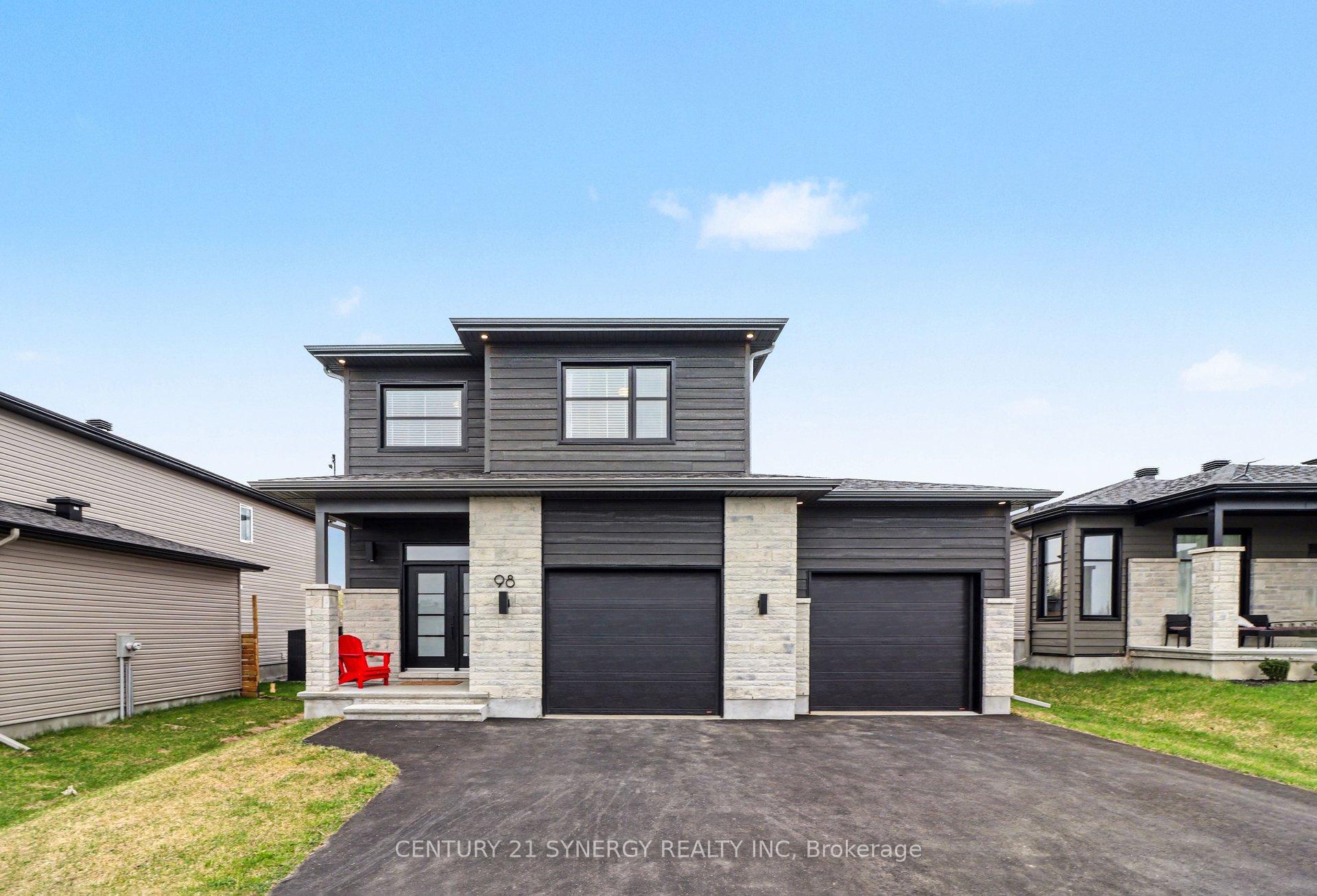 98 Villeneuve Street, North Stormont, ON K0C 1W0