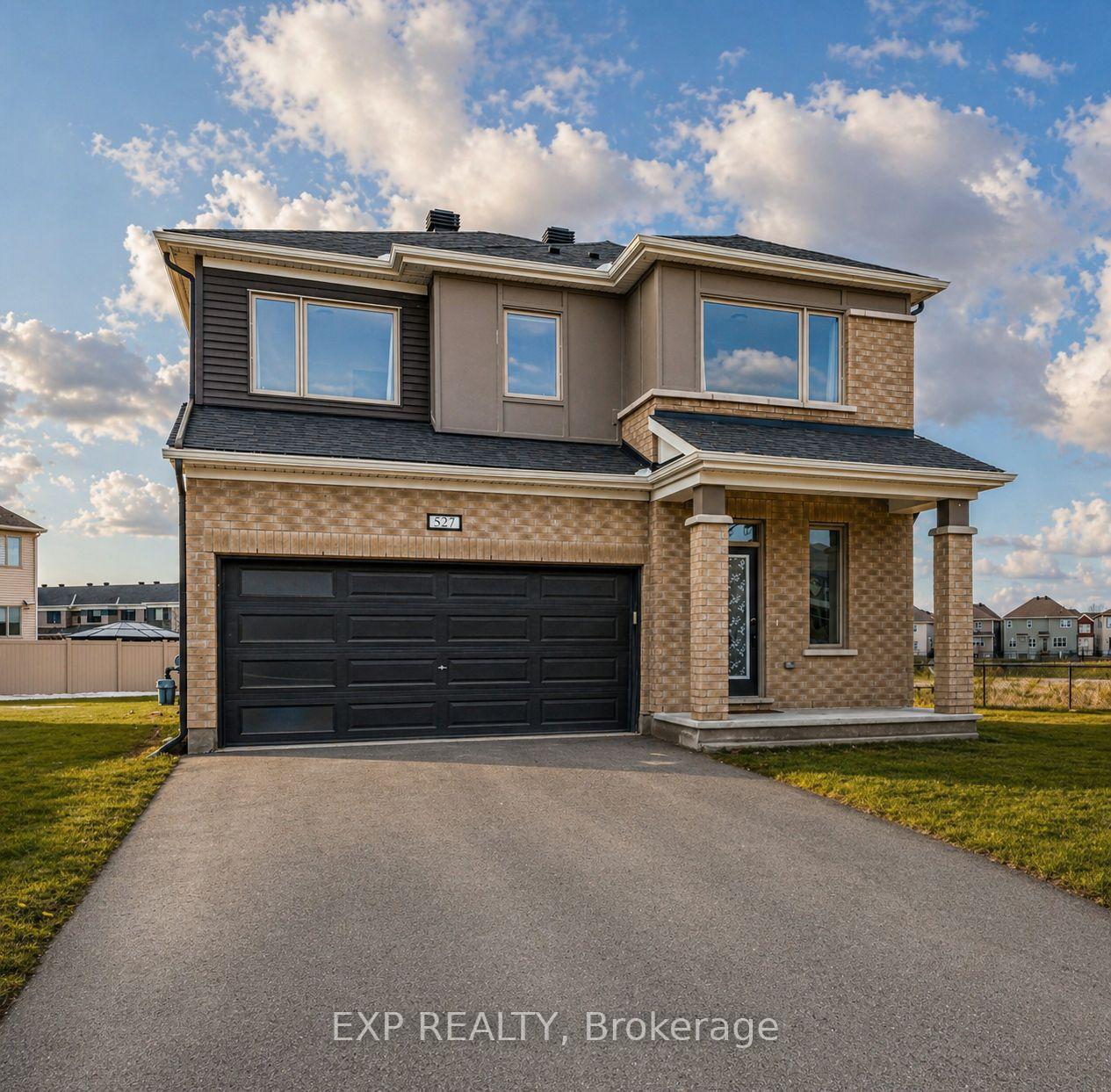 527 Alcor Terrace, Barrhaven, ON K2J 6N6