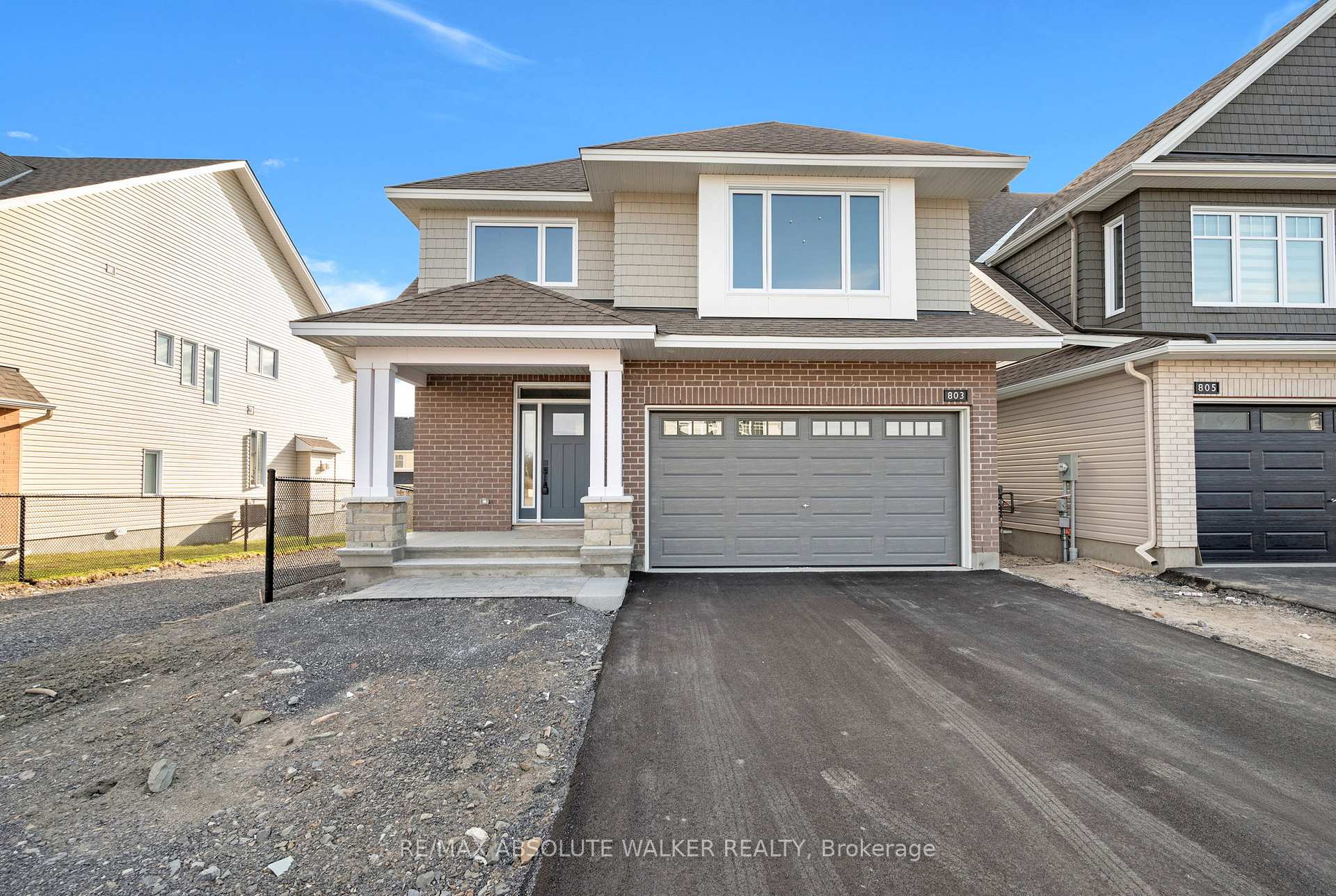 803 Antonio Farley Street, Orleans - Cumberland and Area, ON K4A 5N3