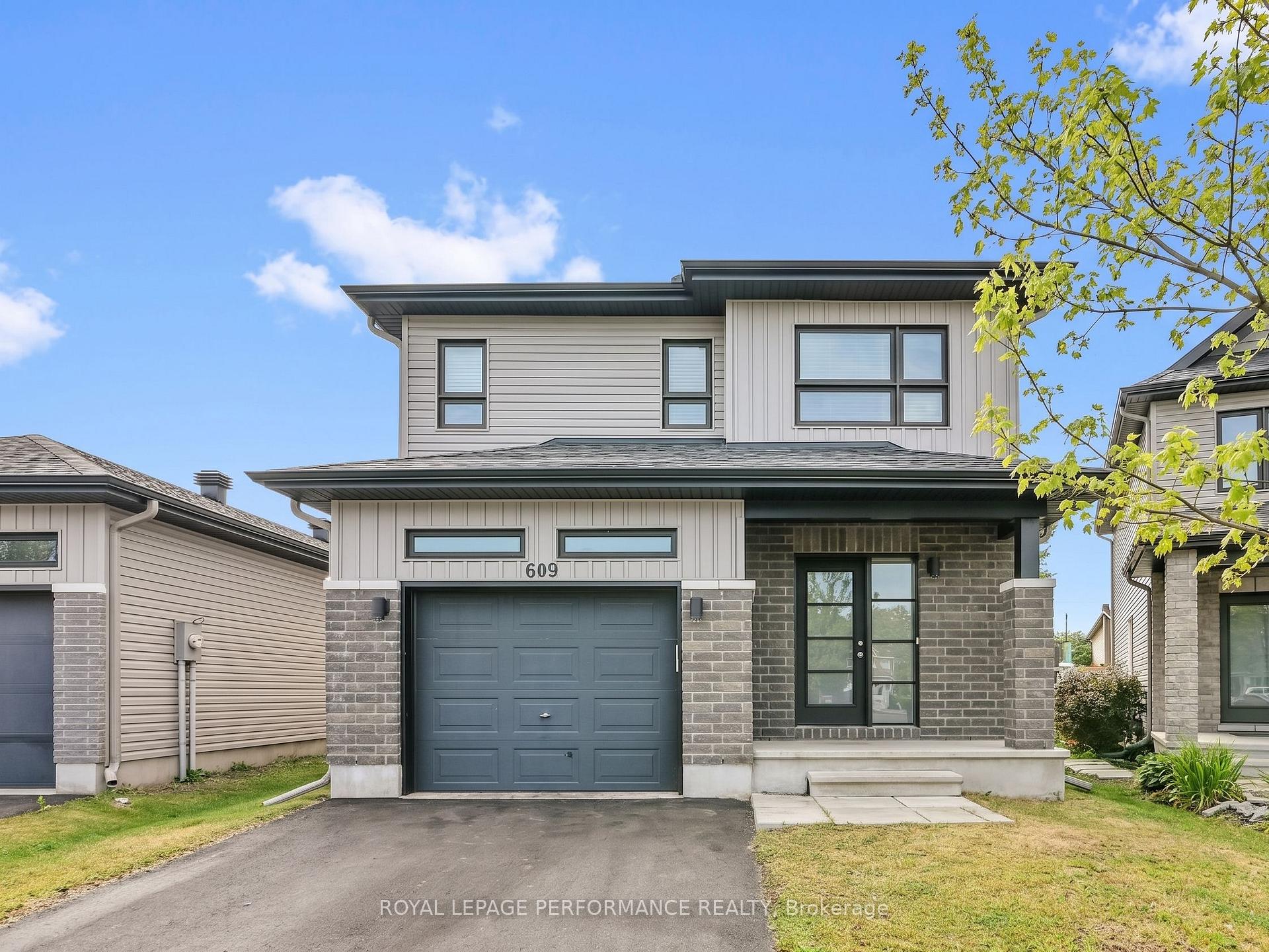 609 Robert Street, Clarence-Rockland, ON K4K 1E8