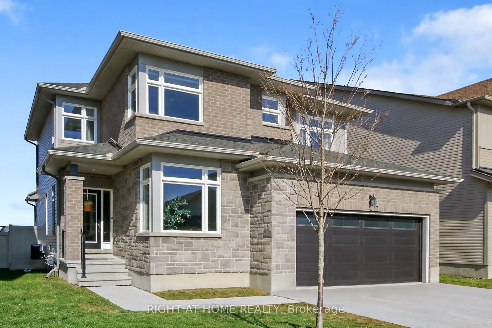 77 Dunlop Road, Carleton Place, ON K7C 0L1
