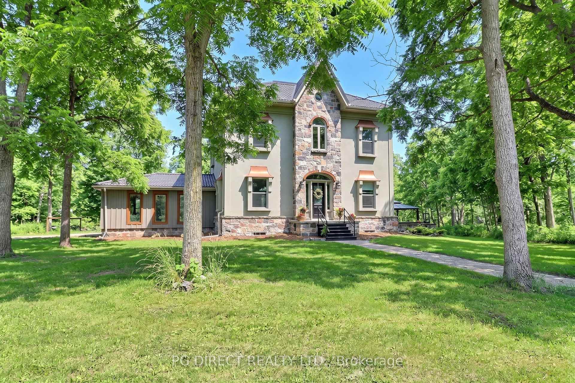 12096 Gale Road, North Middlesex, ON N0M 1A0