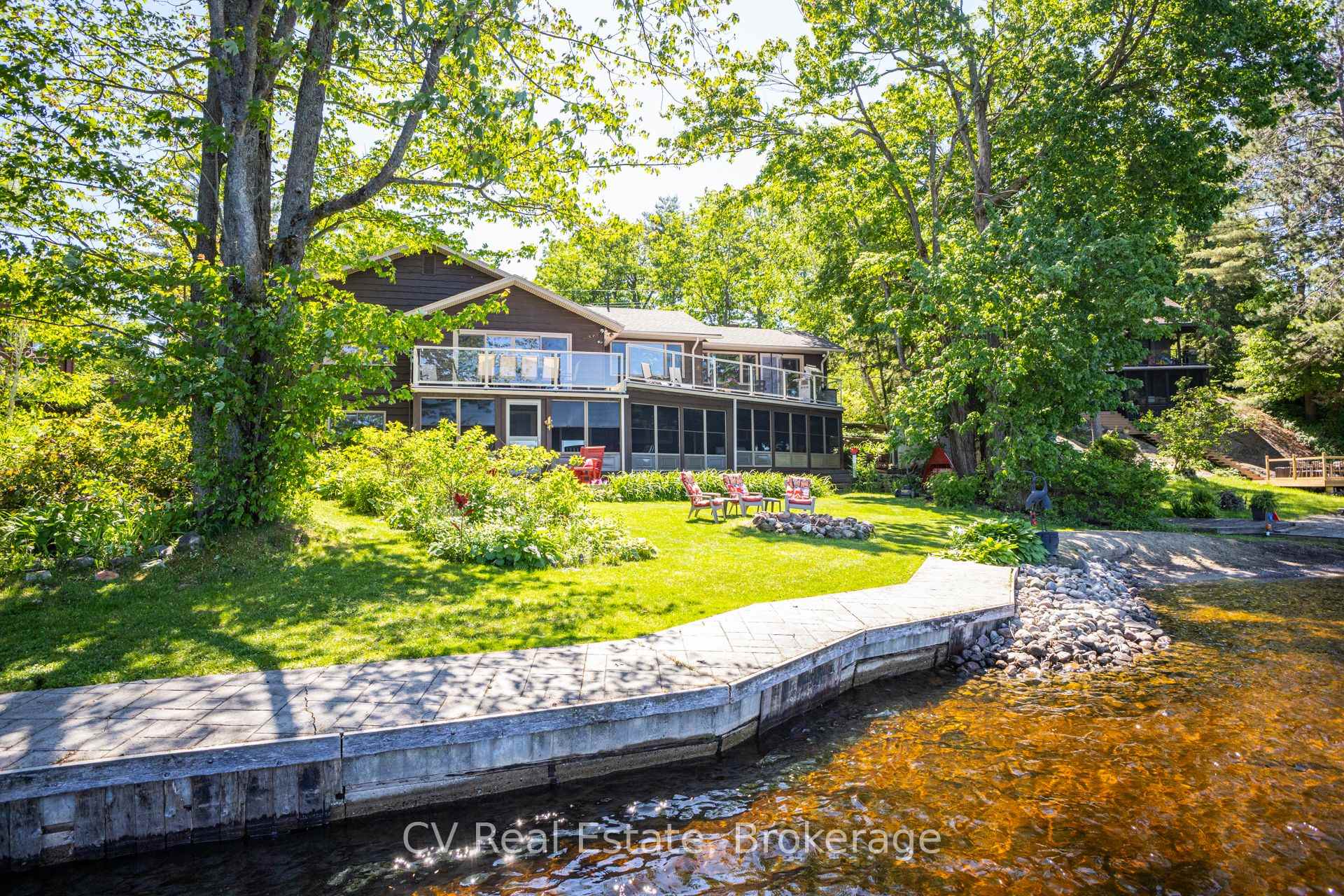 1240 North Kahshe Lake Road Unit #2, Gravenhurst, ON P0G 1E0