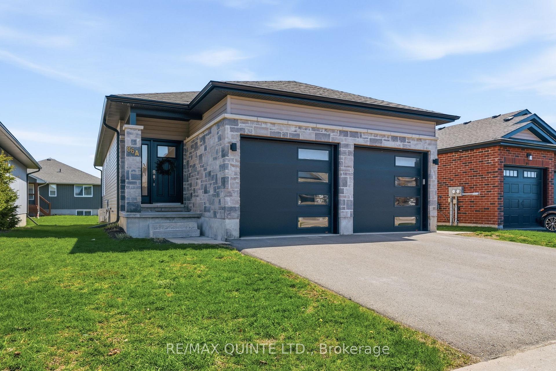 86 Aldersgate Drive W A & B, Belleville, ON K8P 0G8