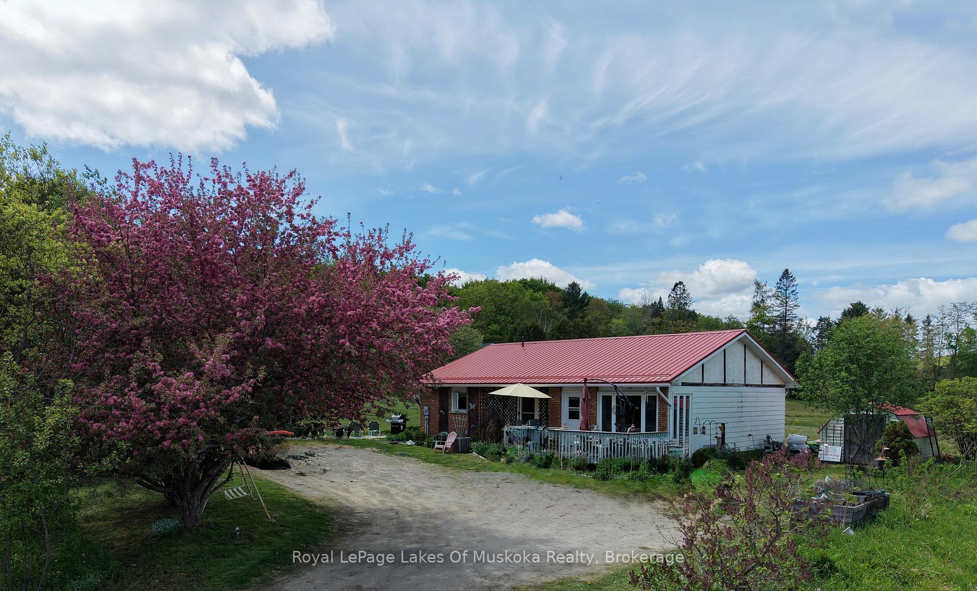 250 Stephenson Rd 12 W Road, Huntsville, ON P0B 1M0