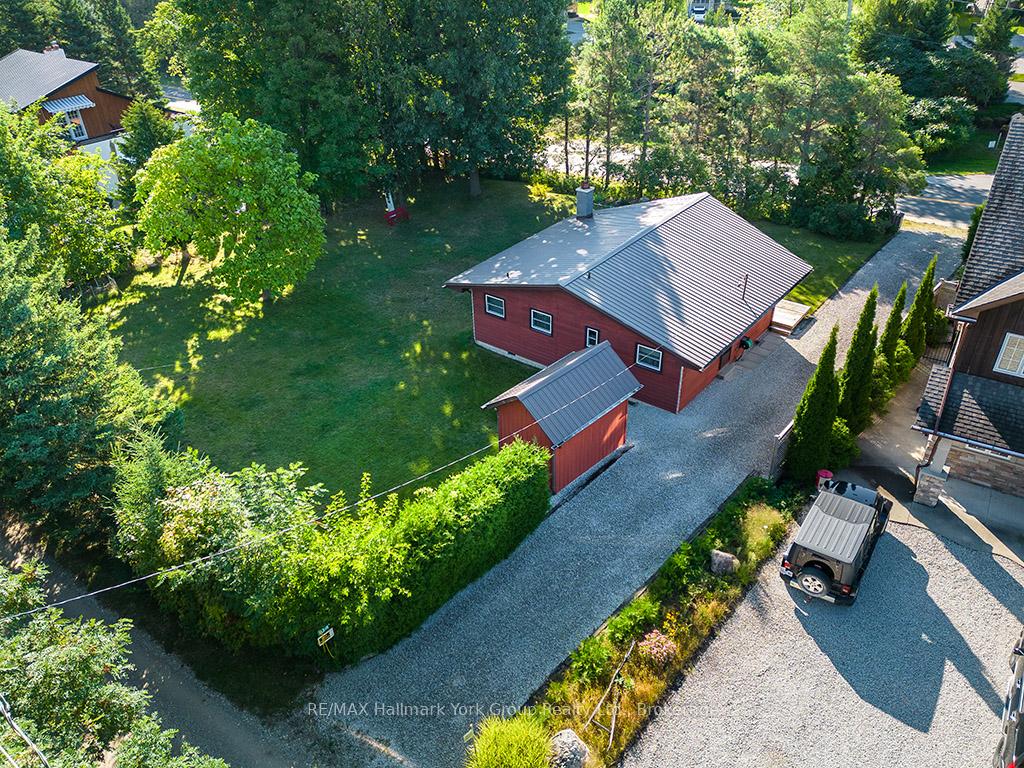 104 Ridgeview Drive, Blue Mountains, ON L9Y 3Z2