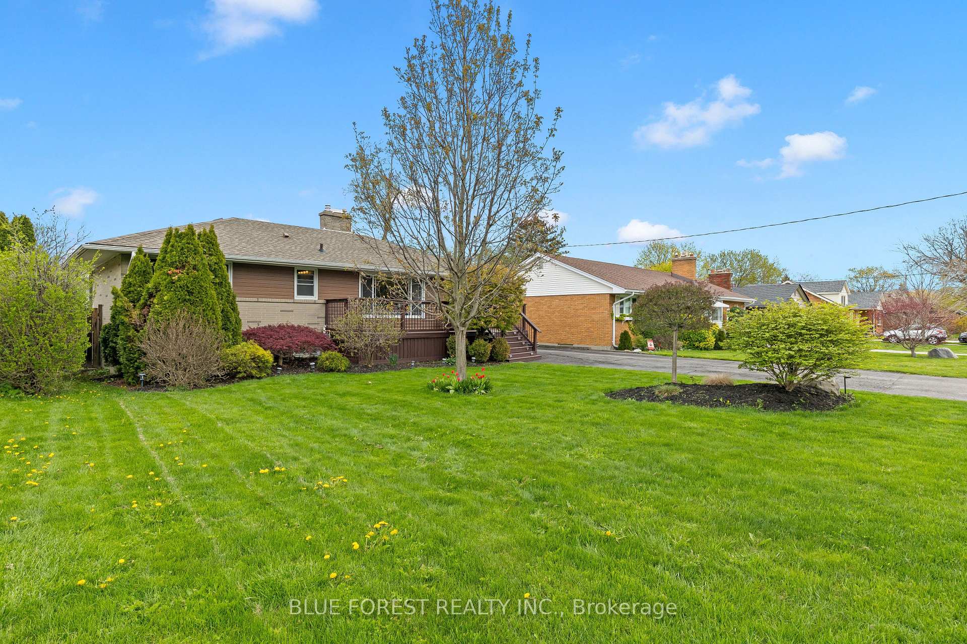 436 Baseline Road E, London South, ON N6C 2P6