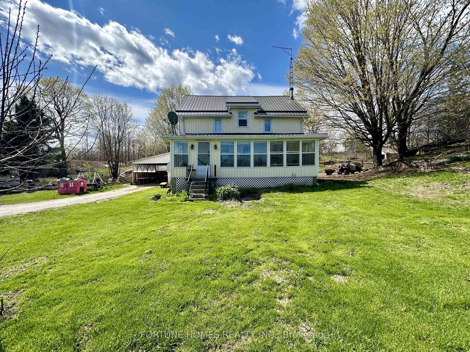 6125 Battersea Road, Frontenac, ON K0H 1H0