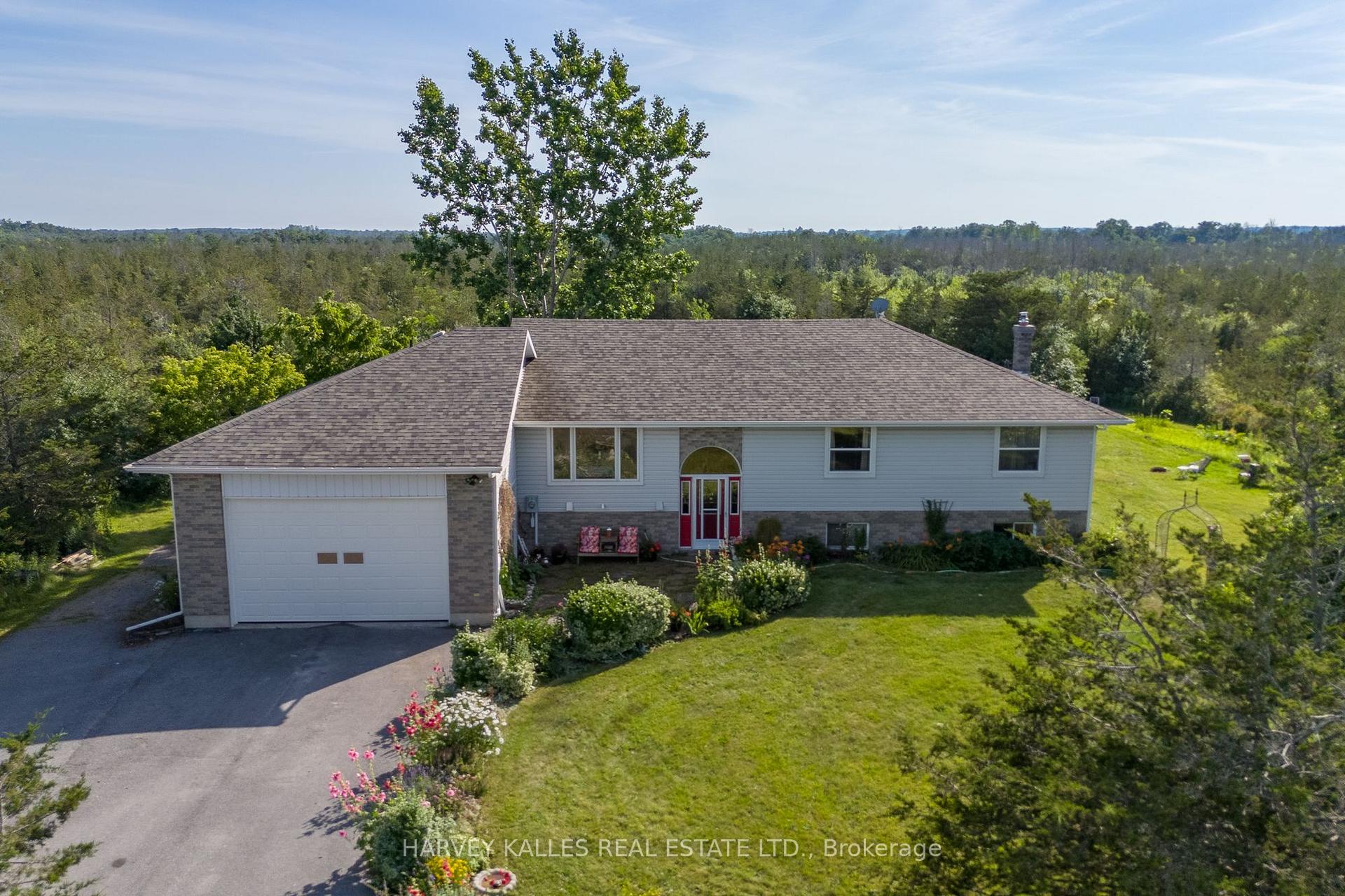 3470 County Rd 13 Road, Prince Edward County, ON K0K 2T0