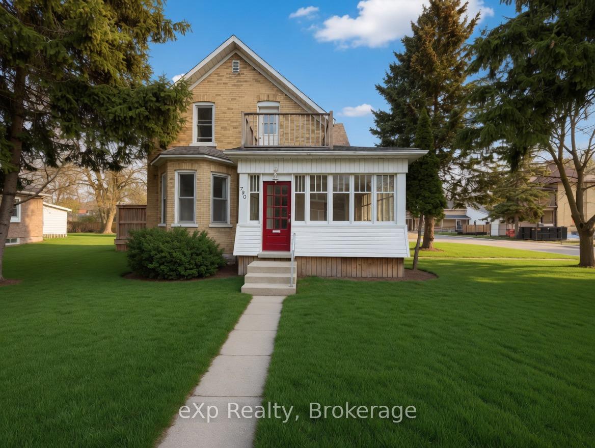 572 9th Avenue, Hanover, ON N4N 2M8