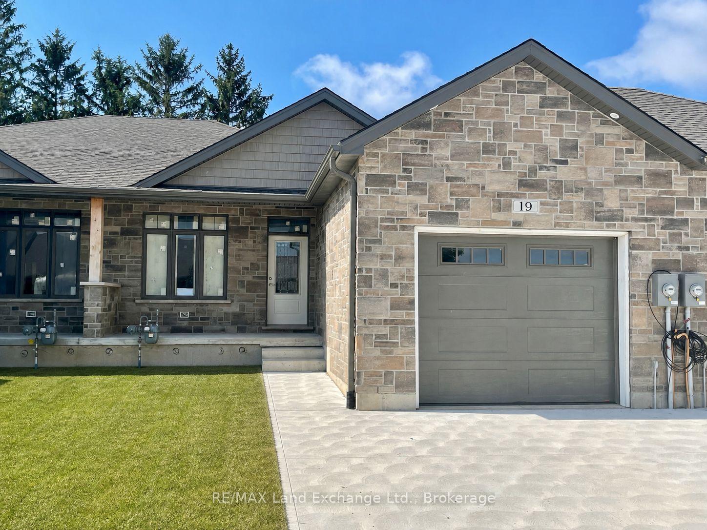 19 Nyah Court, Kincardine, ON N0G 2T0