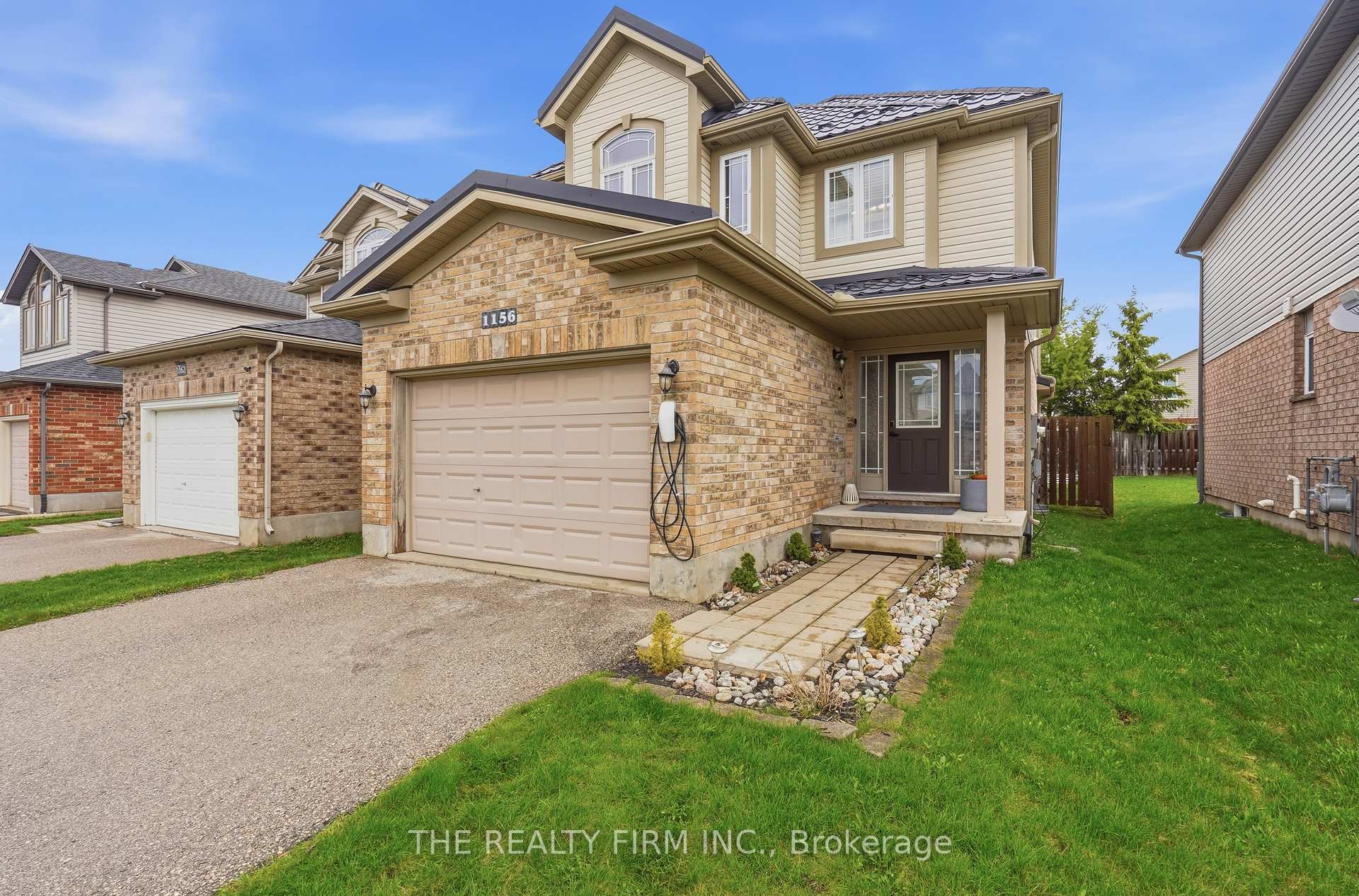1156 Foxhunt Road, London North, ON N6G 0C7