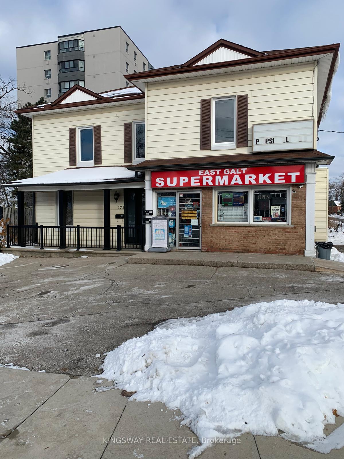 174 Main Street, Cambridge, ON N1R 1W6