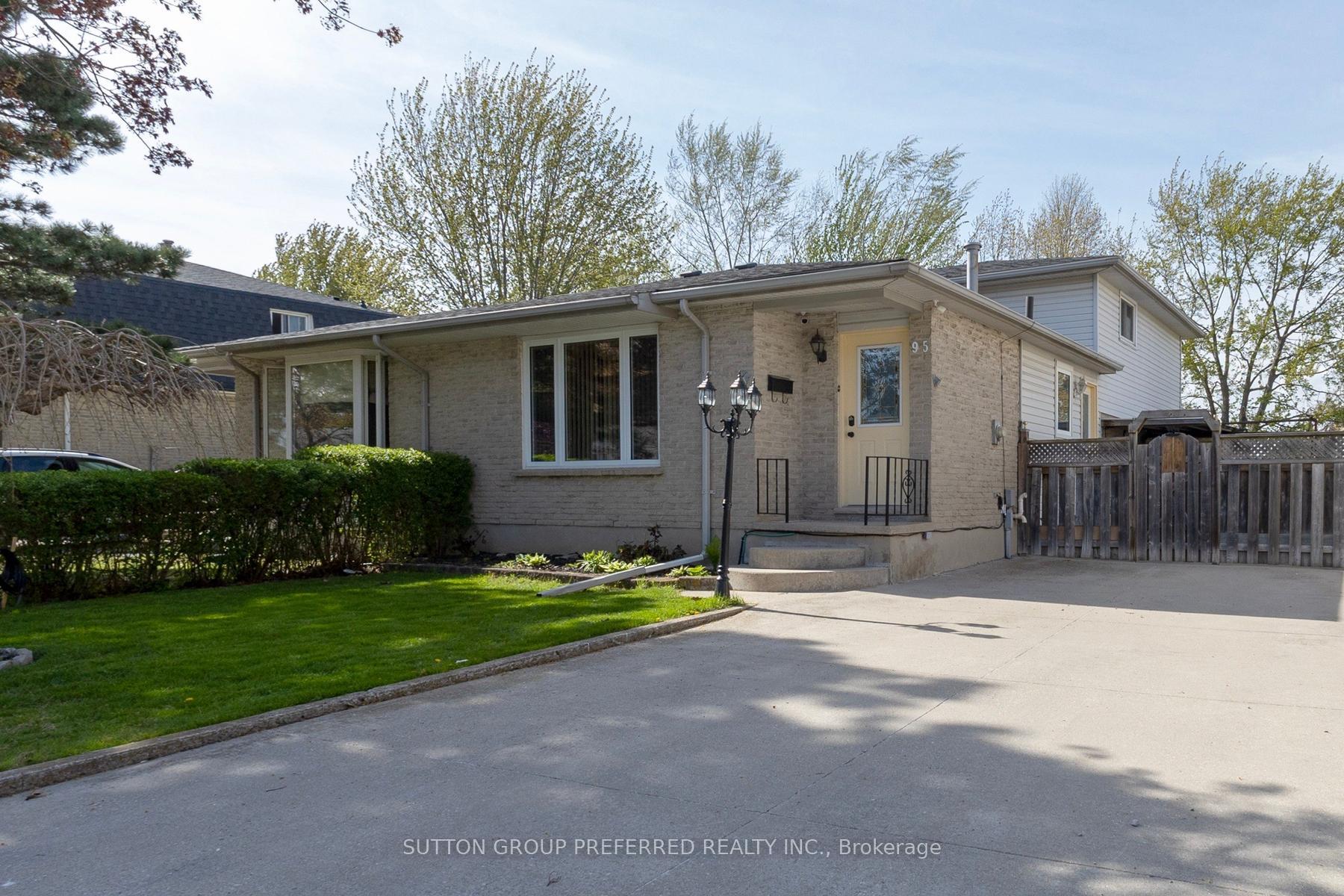 95 Scotchmere Crescent, London South, ON N6E 1Z9
