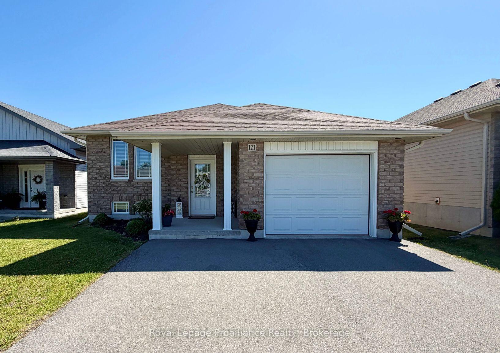 121 Greenhill Lane, Belleville, ON K8N 0C7
