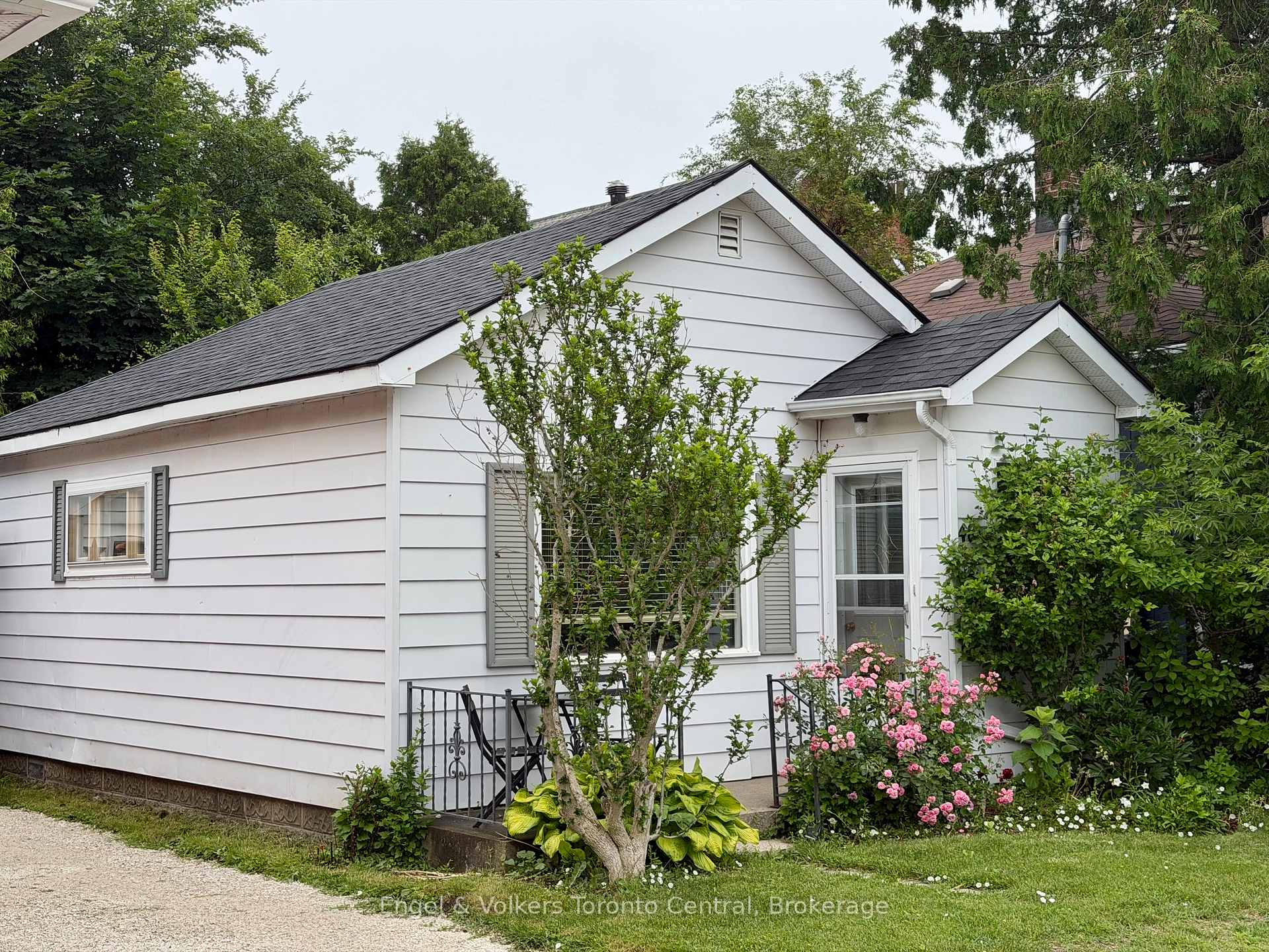 48 Berry Street, Meaford, ON N4L 1G2