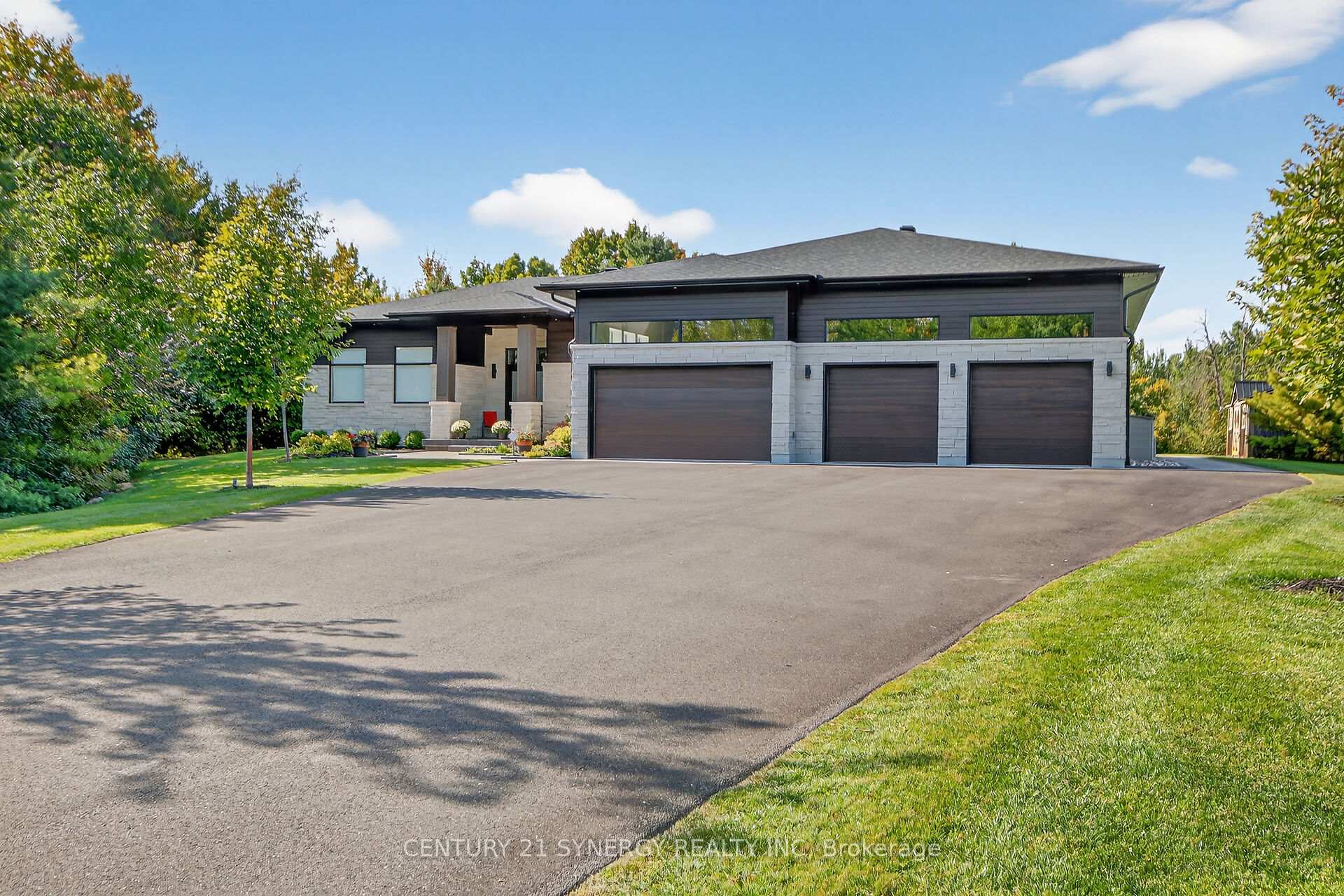 120 Derbeyshire Street, Kanata, ON K2W 0E7