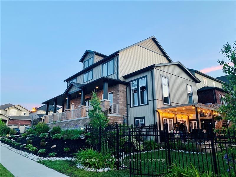 387 Gravel Ridge Trail, Kitchener, ON N2E 0B9