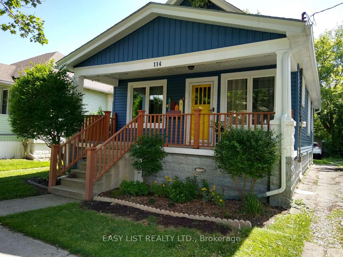 114 College Avenue N, Sarnia, ON N7T 6A9