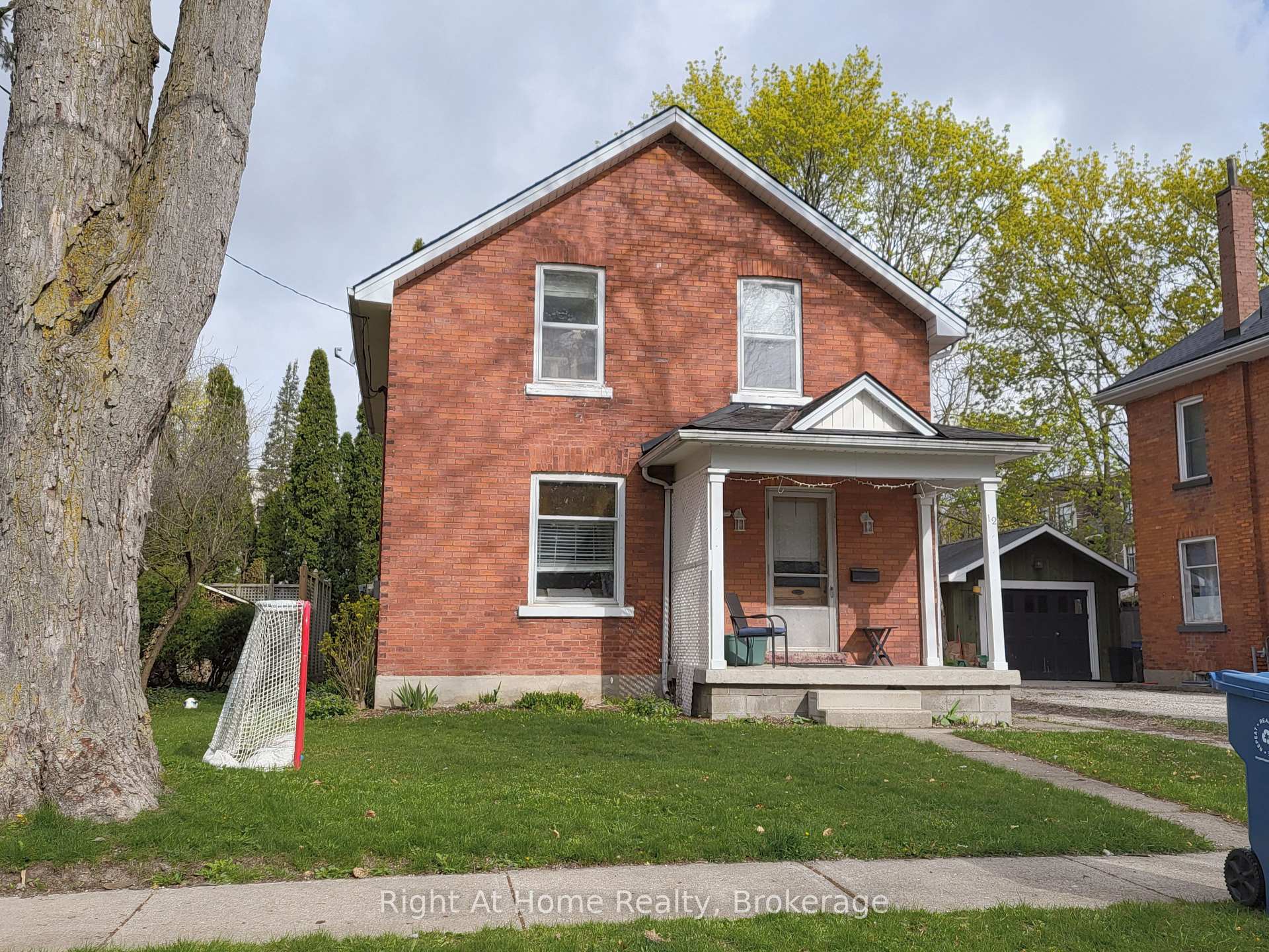 12 Mercer Street, Stratford, ON N5A 6J4