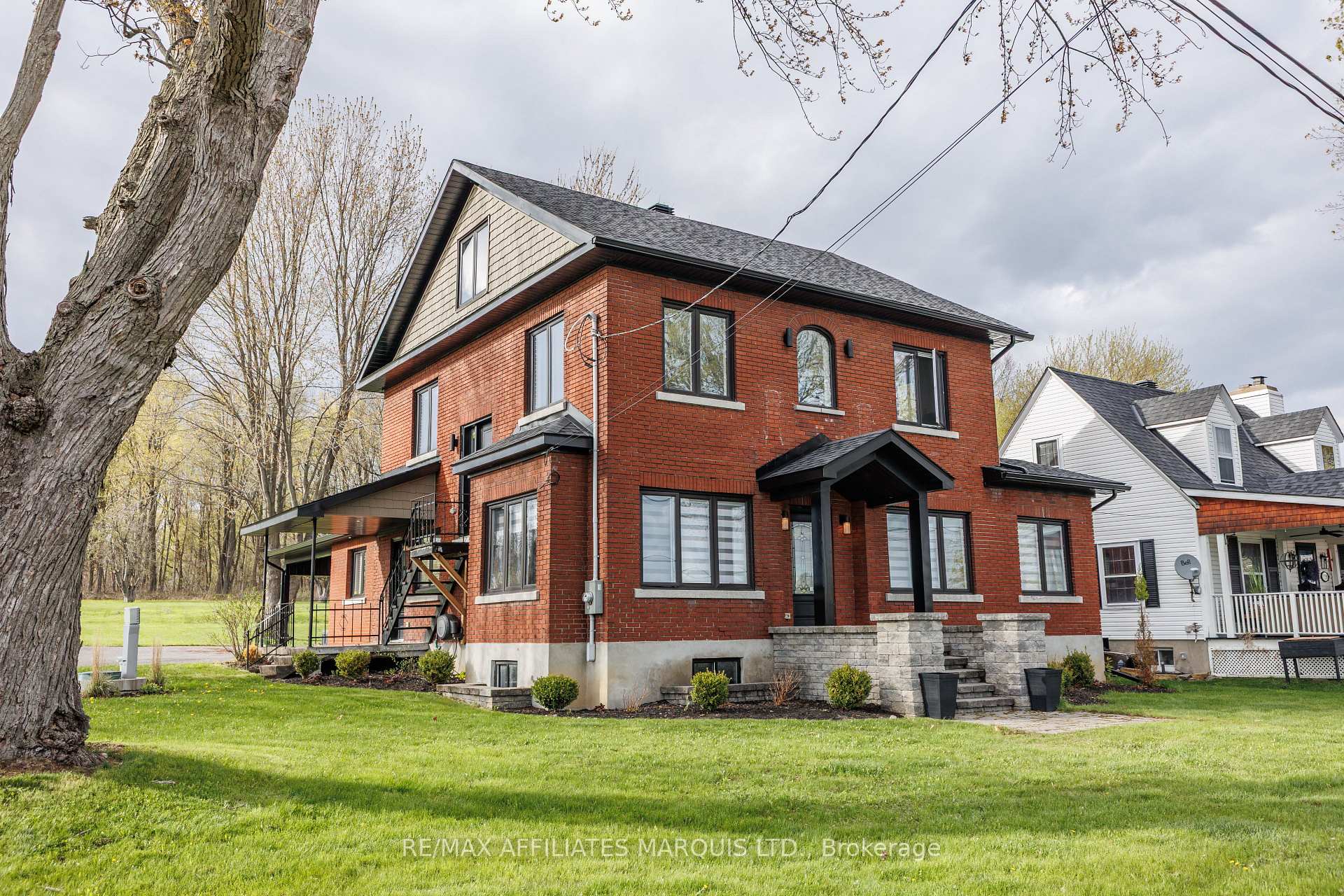 3314 Montreal Road, Cornwall, ON K6H 5R5