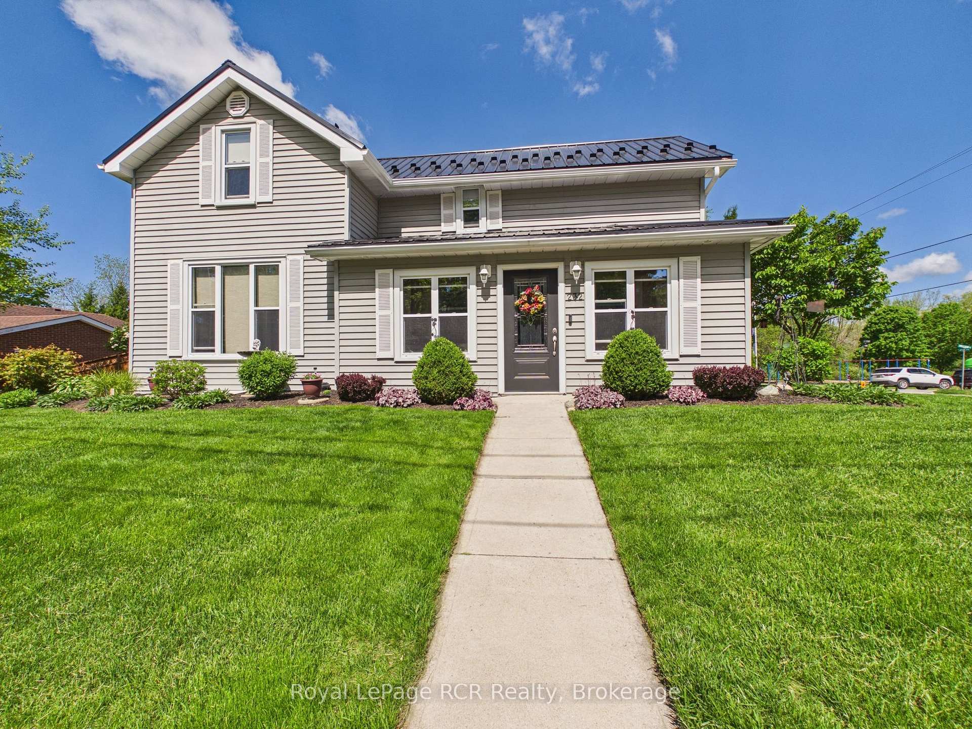 232 William Street, North Huron, ON N0G 2W0