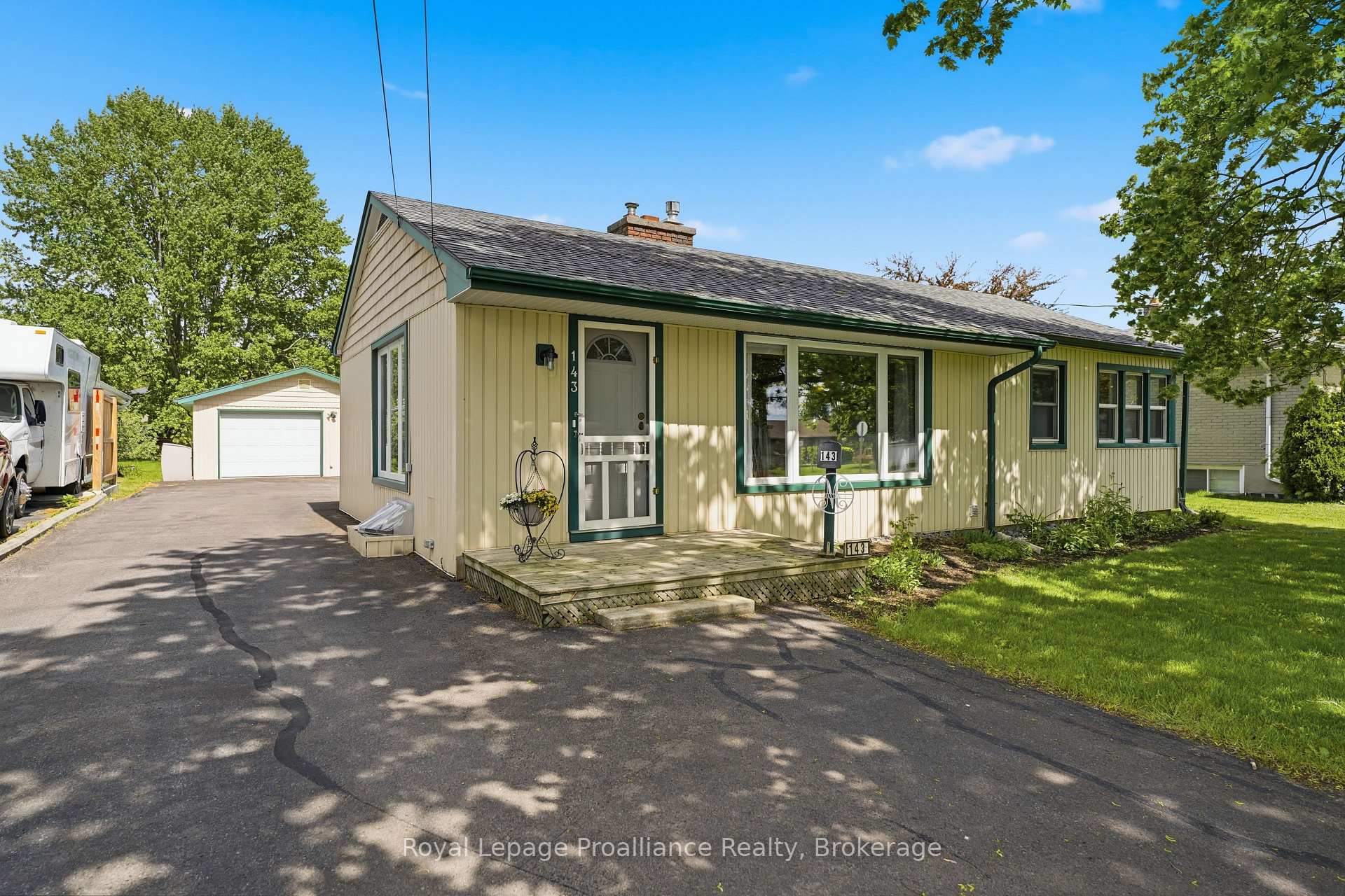 143 Avondale Road, Belleville, ON K8P 4G4
