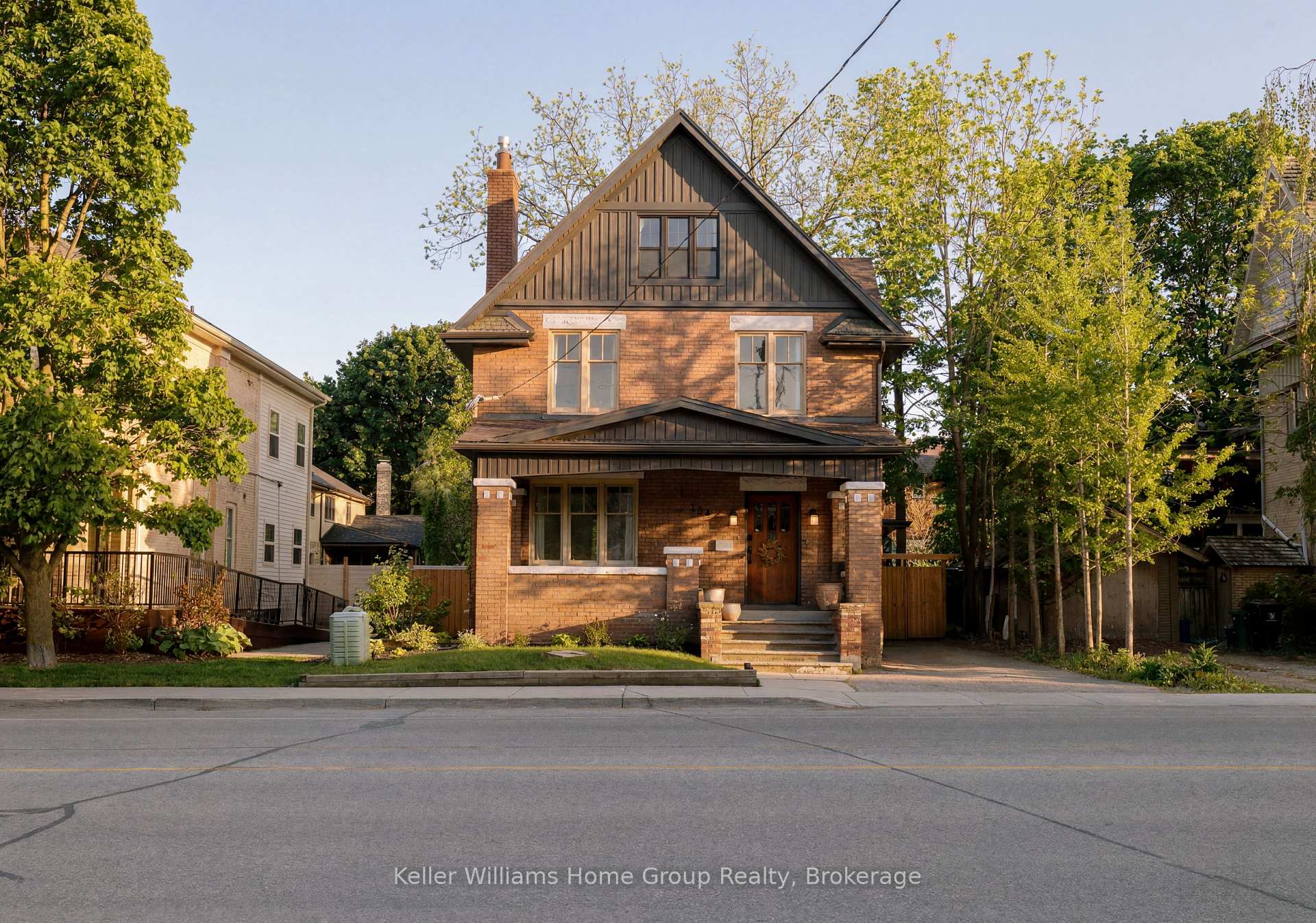 101 Park Street, Waterloo, ON N2L 1Y3