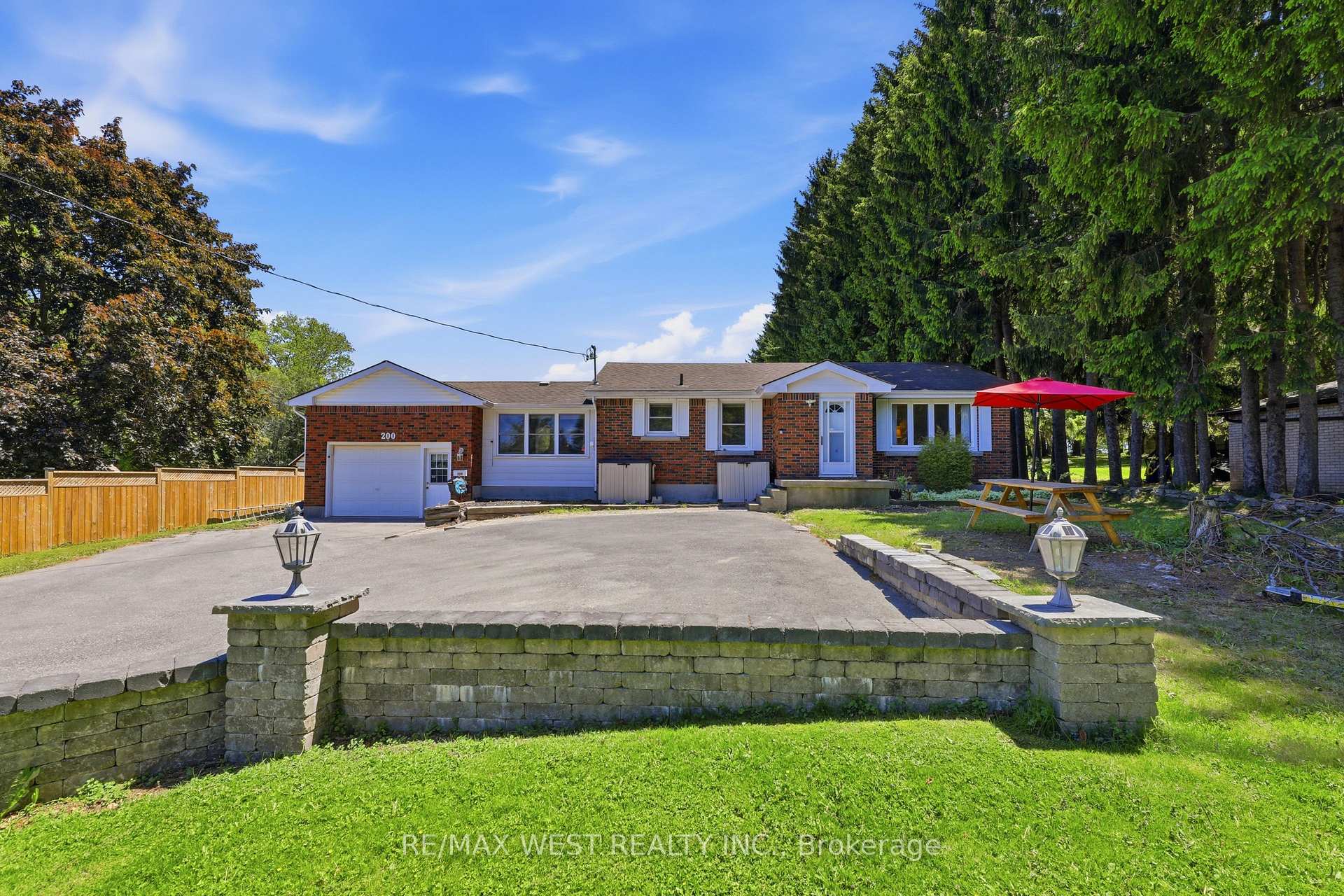 200 Bower Hill Road, Woodstock, ON N4S 2N4