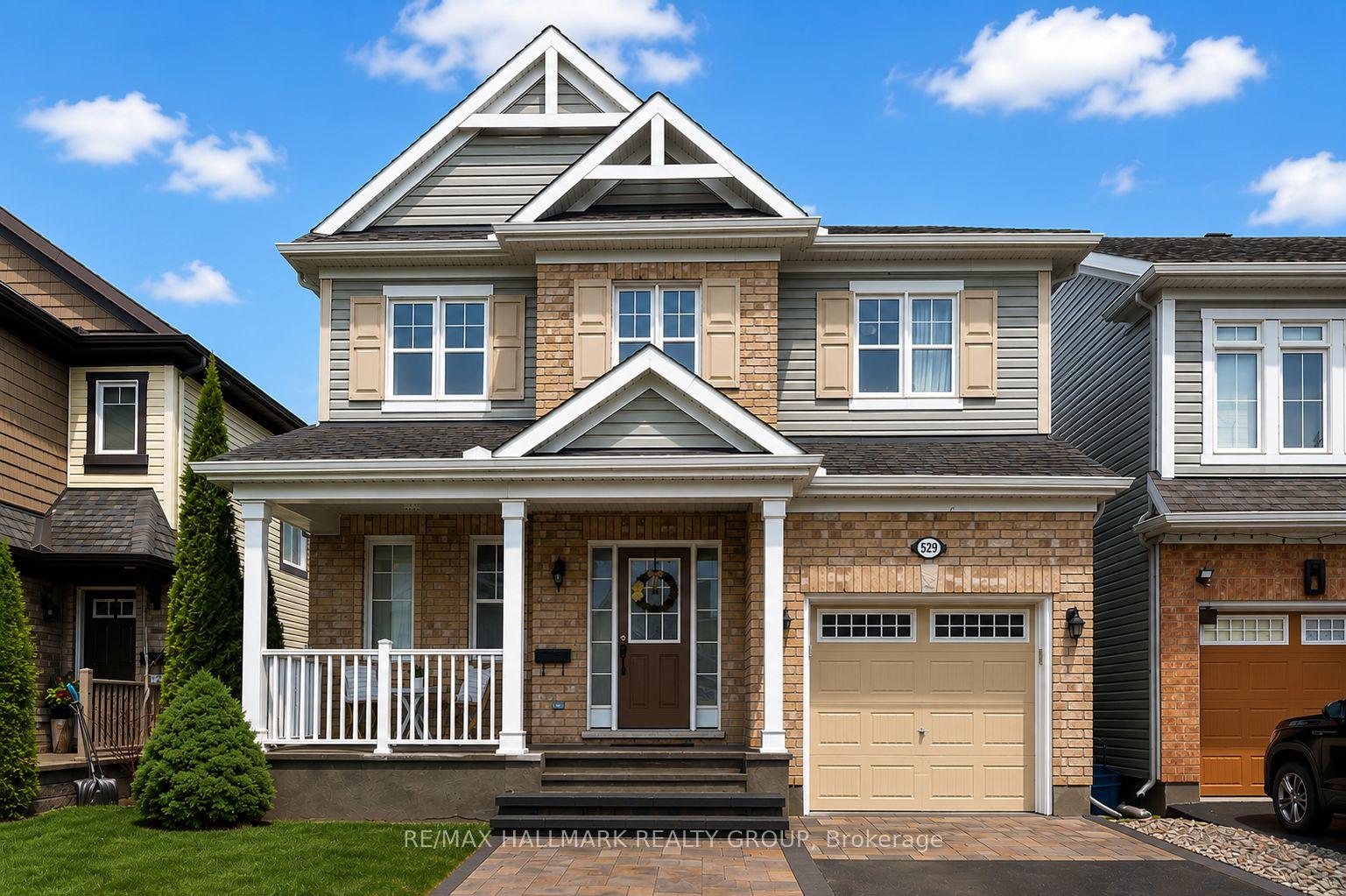 529 Dundonald Drive, Barrhaven, ON K2J 5X1
