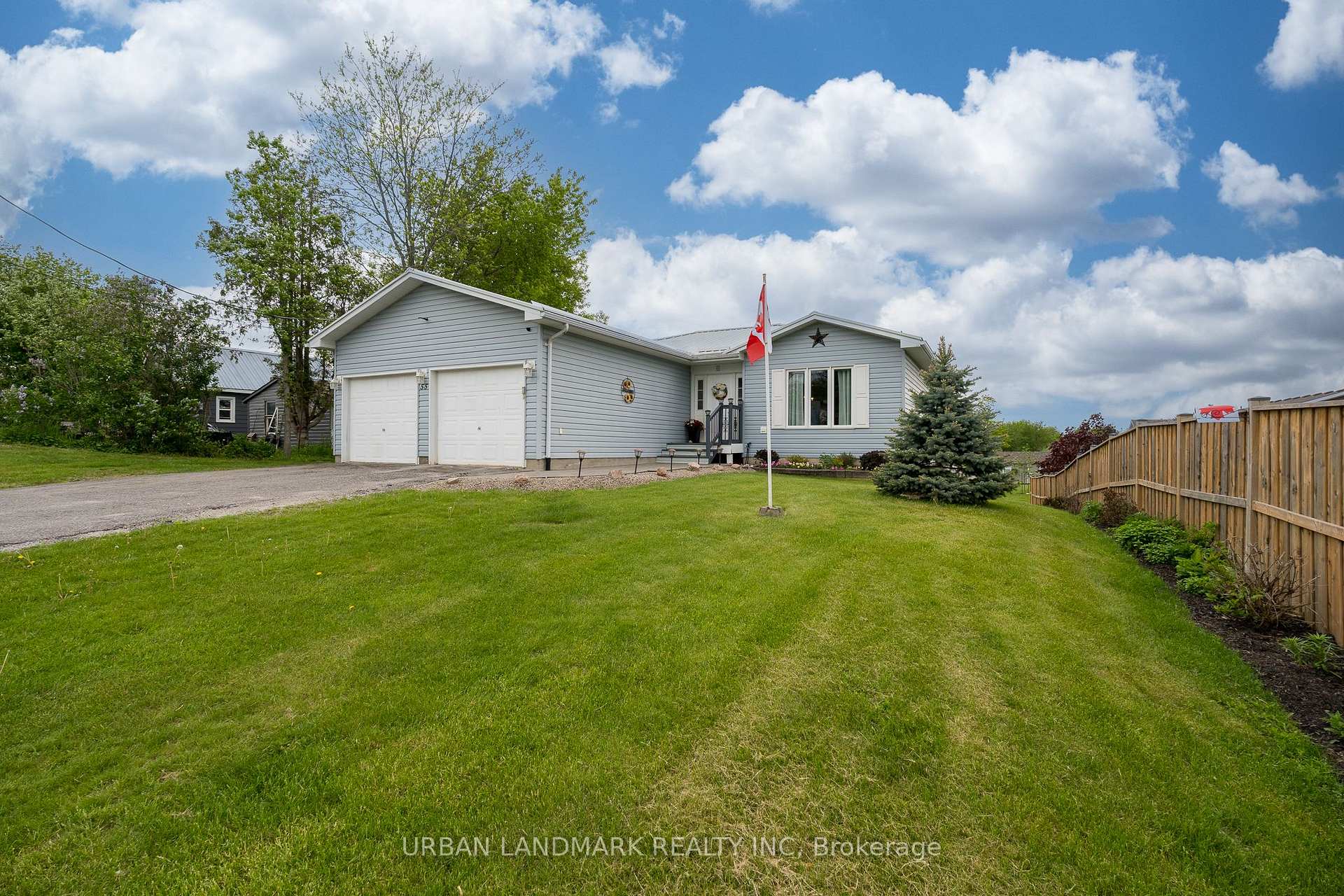 55 Seymour Street W, Centre Hastings, ON K0K 2K0