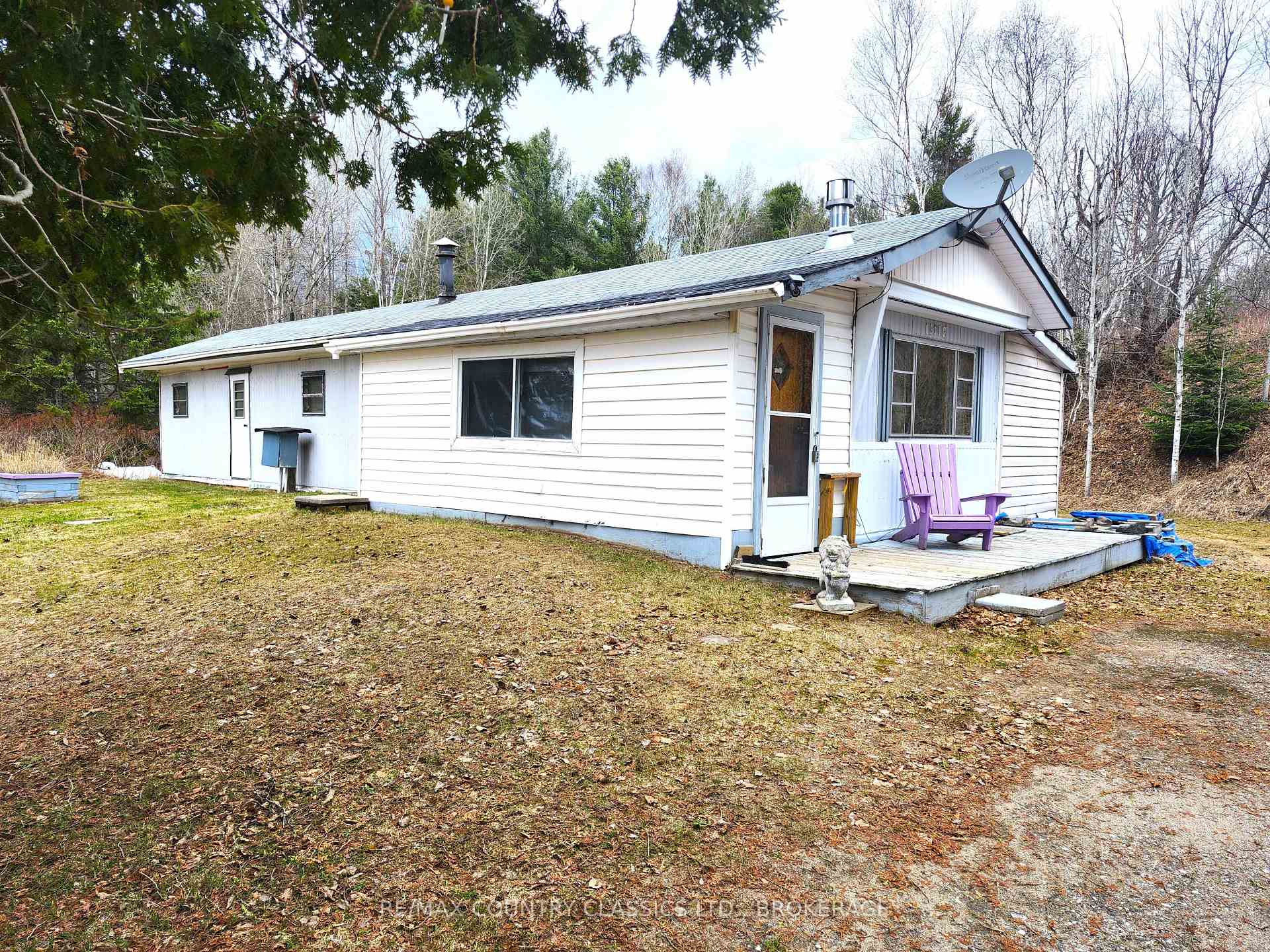 605 Slate Falls Road, Addington Highlands, ON K0H 1L0
