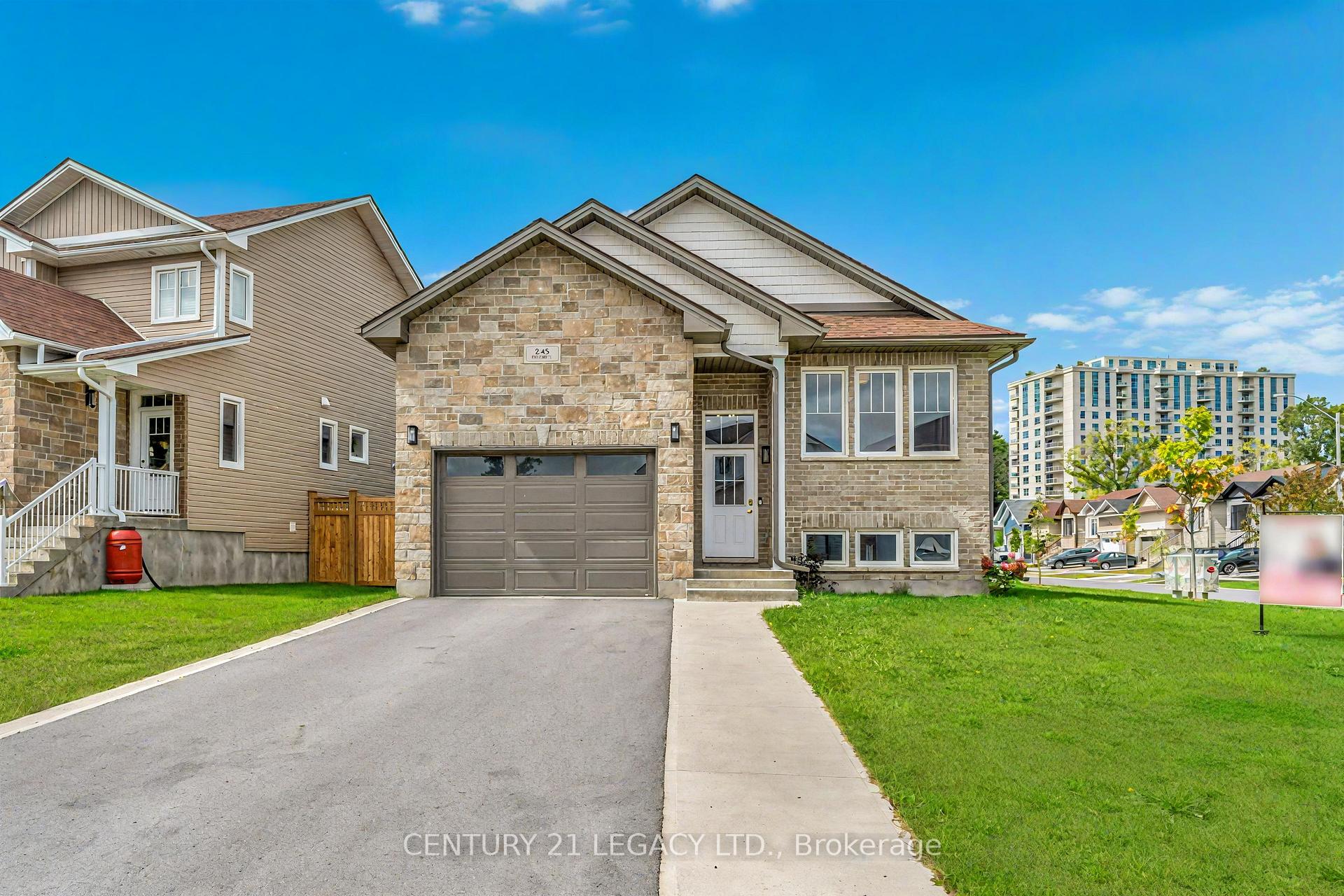 245 Mill Pond Place, Kingston, ON K7M 0C9