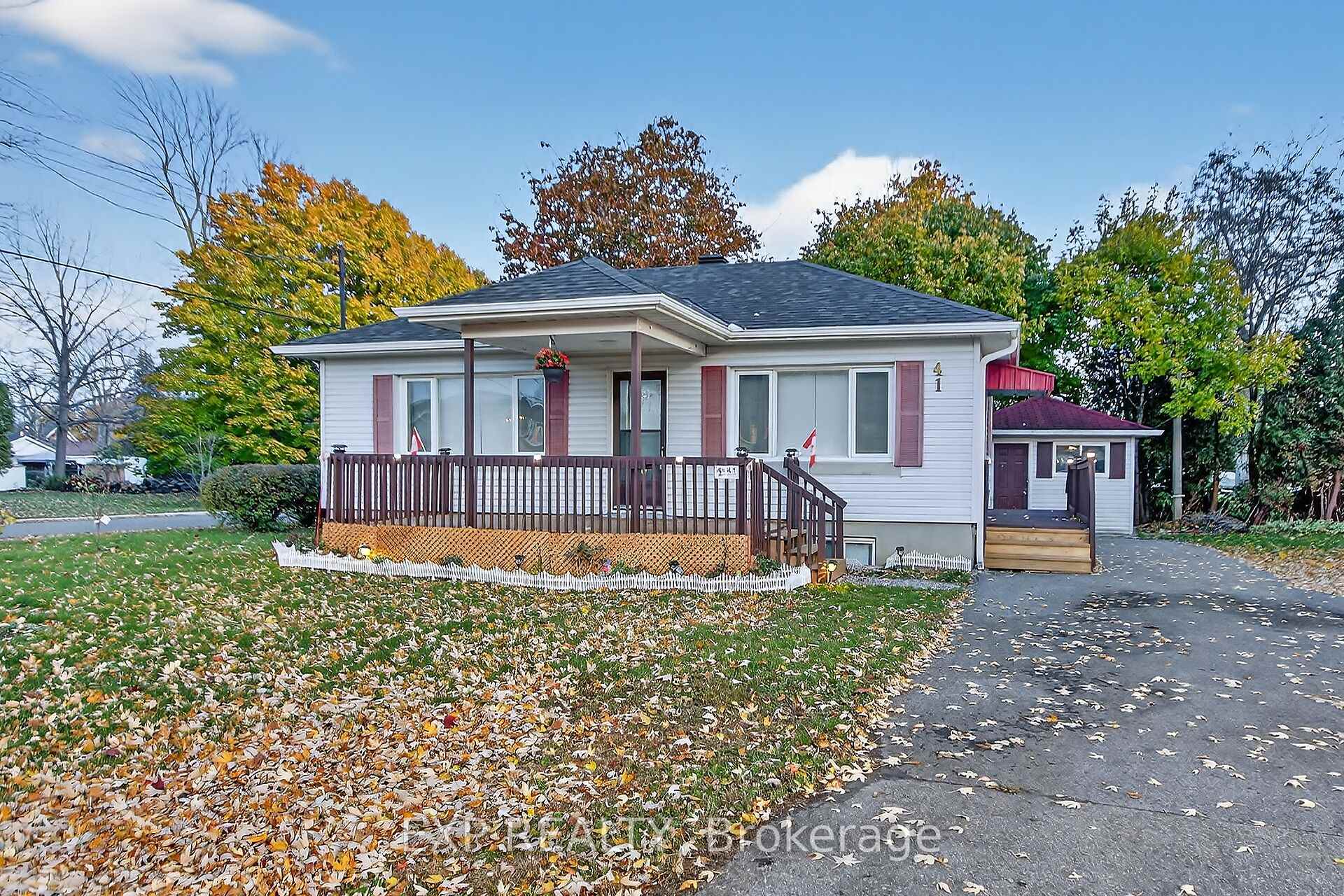 41 HWY 5 W Street, South Dundas, ON K0C 1X0