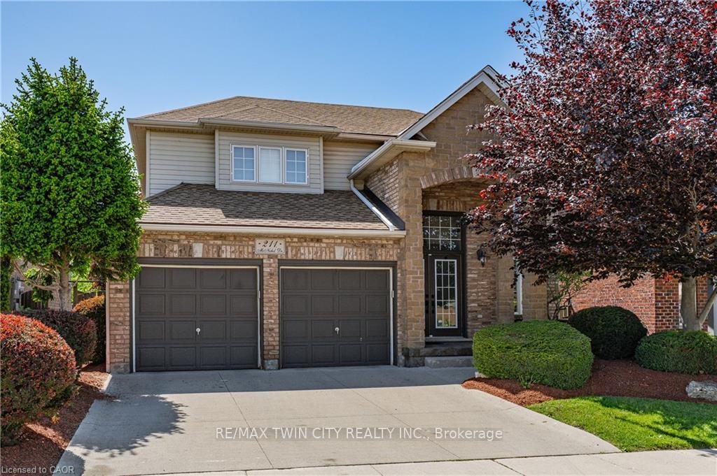 211 McNichol Drive, Cambridge, ON N1P 1J3