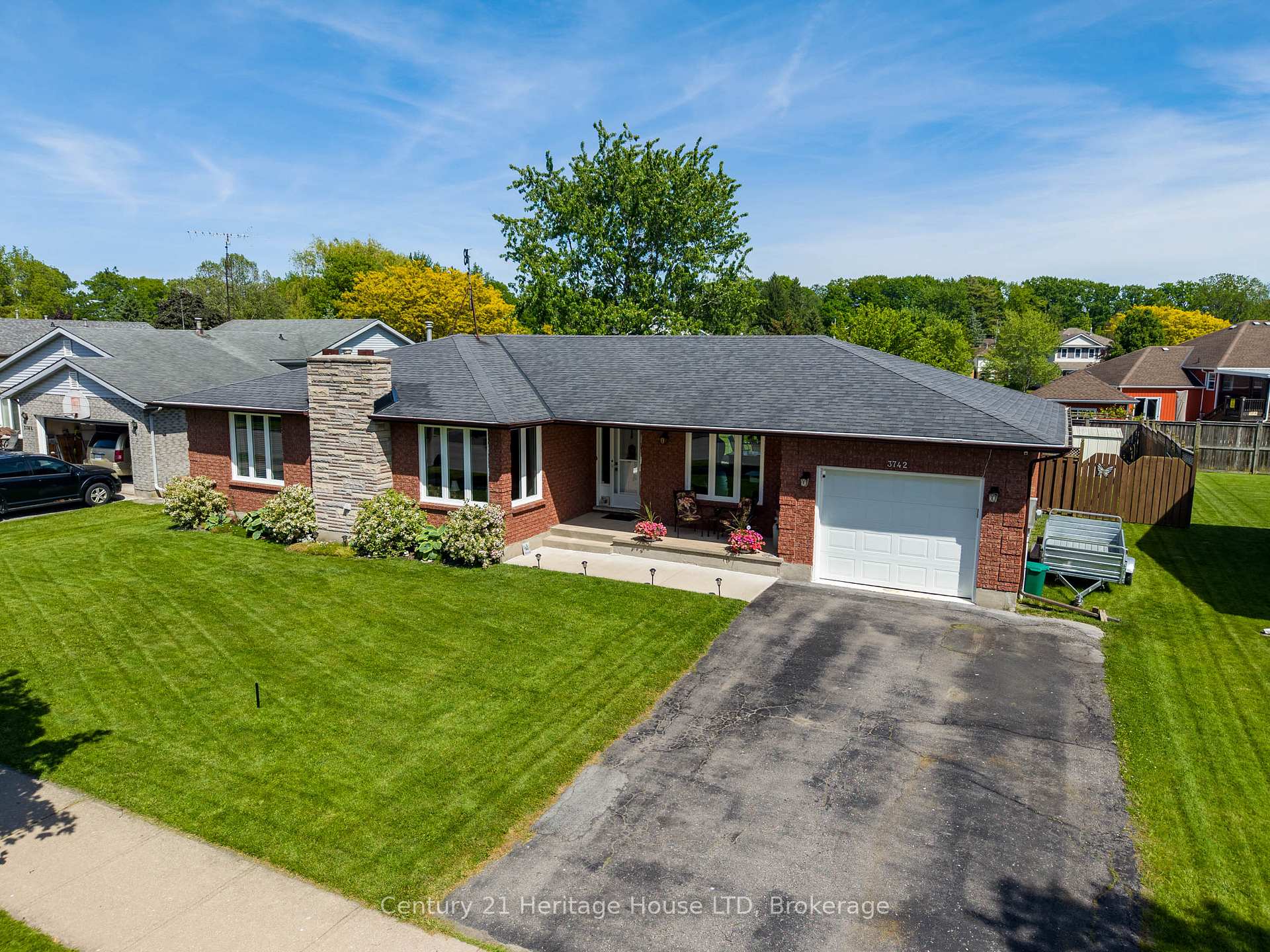 3742 Black Creek Road, Fort Erie, ON L0S 1S0